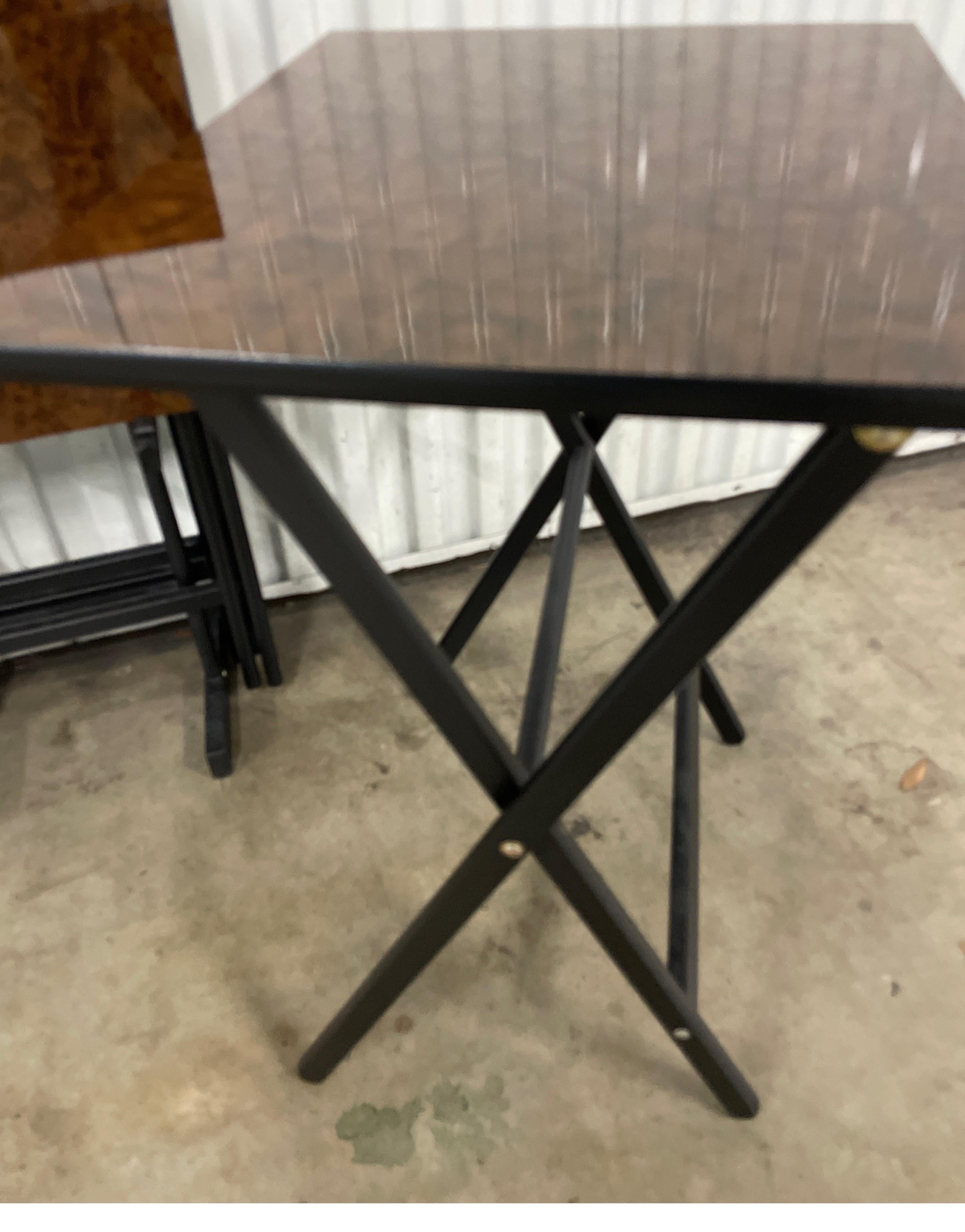 Set of Four MCM Style Burlwood Laminate Tray Tables In Good Condition In West Palm Beach, FL