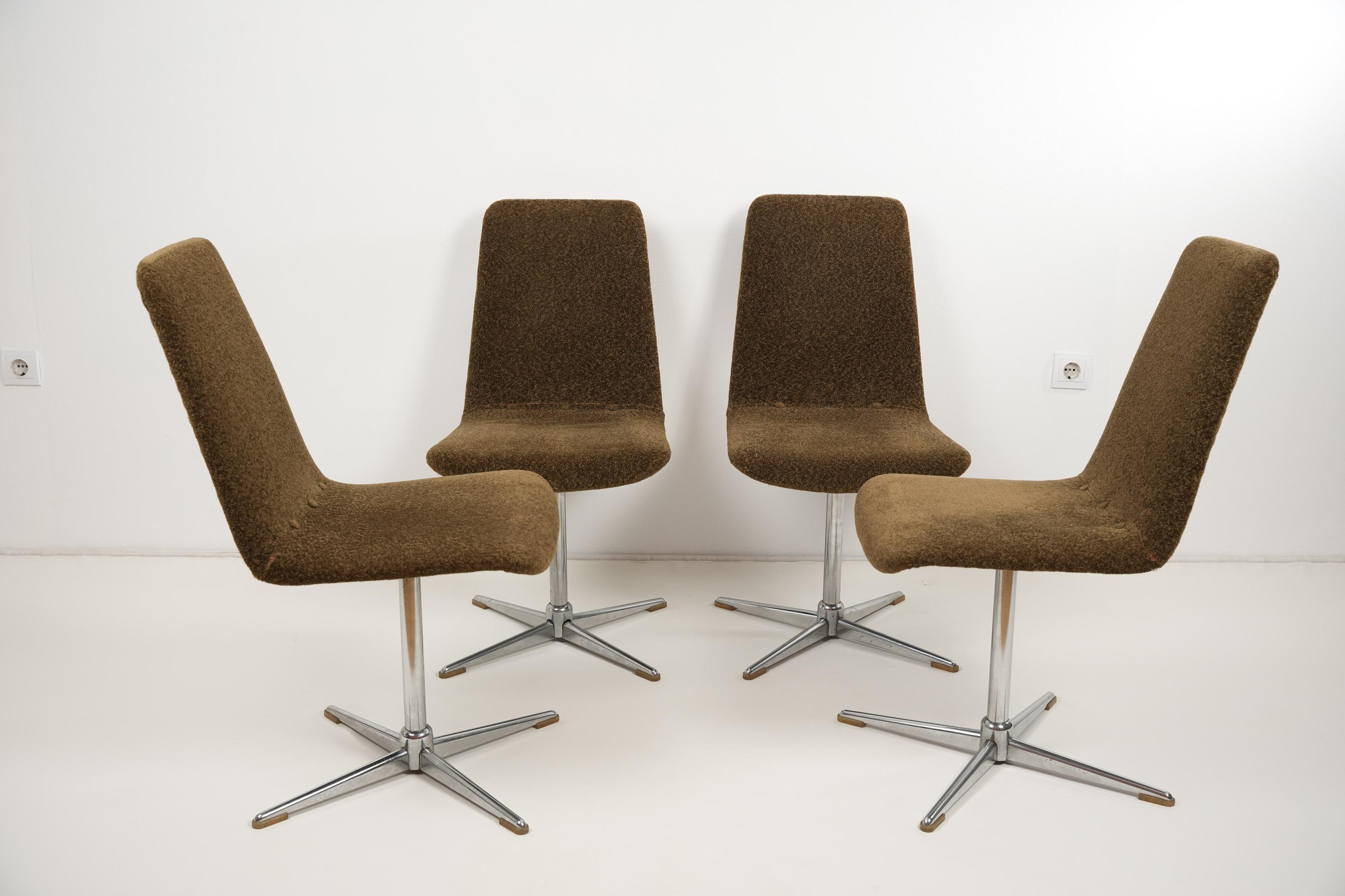 German Set of Four MCM Swivel Dining Chair 1960s For Sale