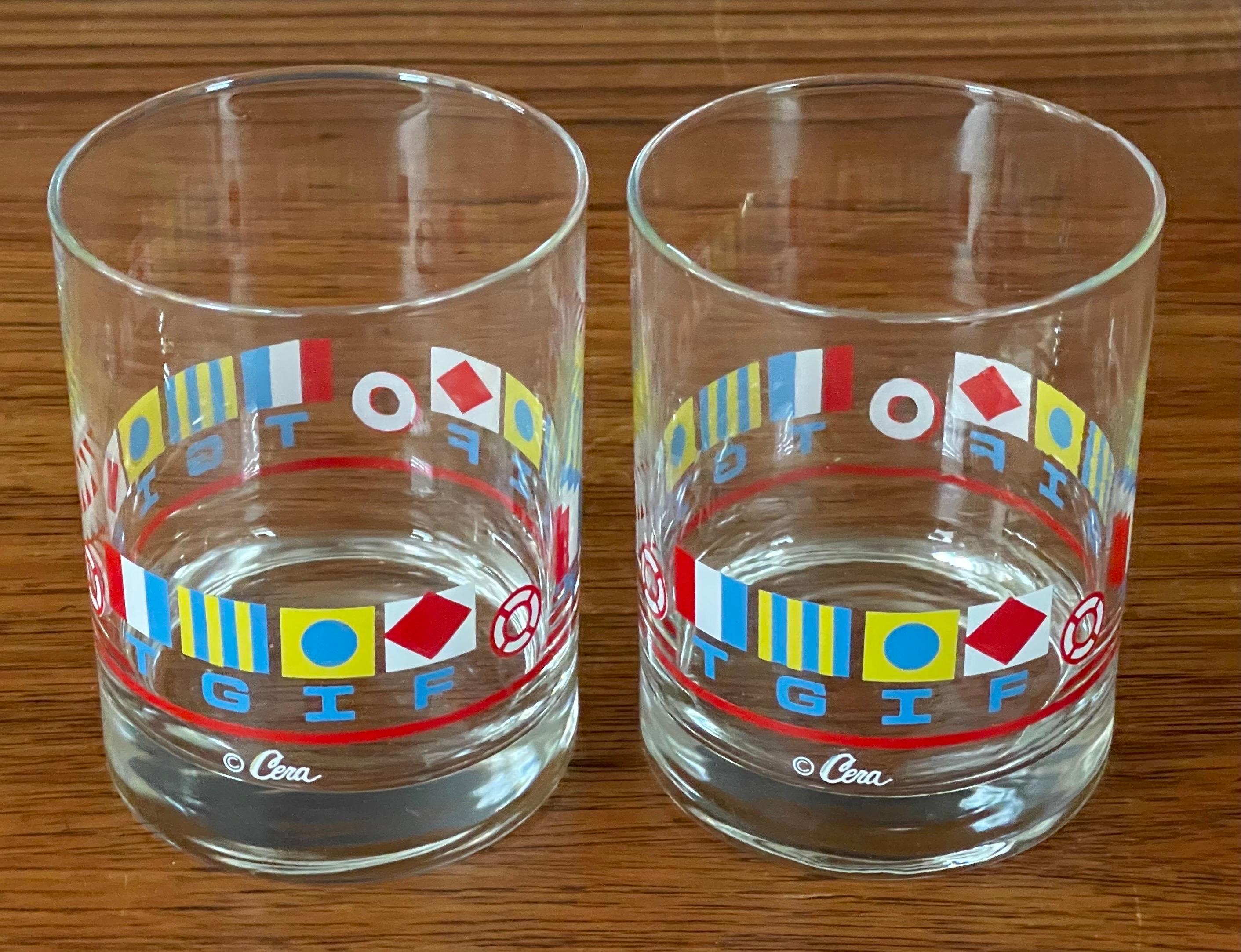 Ensemble de quatre verres longs MCM « TGIF / Nautical Flags » par Cera en vente 6