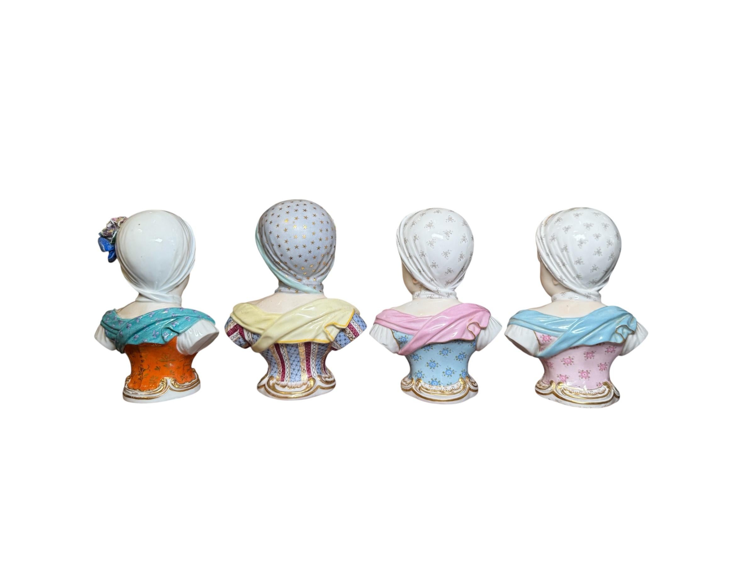 Set di quattro busti di Meissen Porcelain dei figli dei Borbone in vendita 9