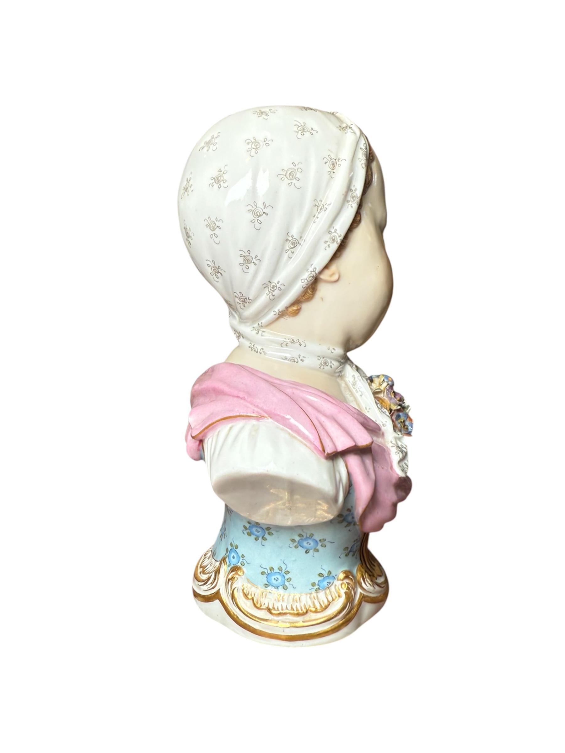 Set di quattro busti di Meissen Porcelain dei figli dei Borbone in vendita 2