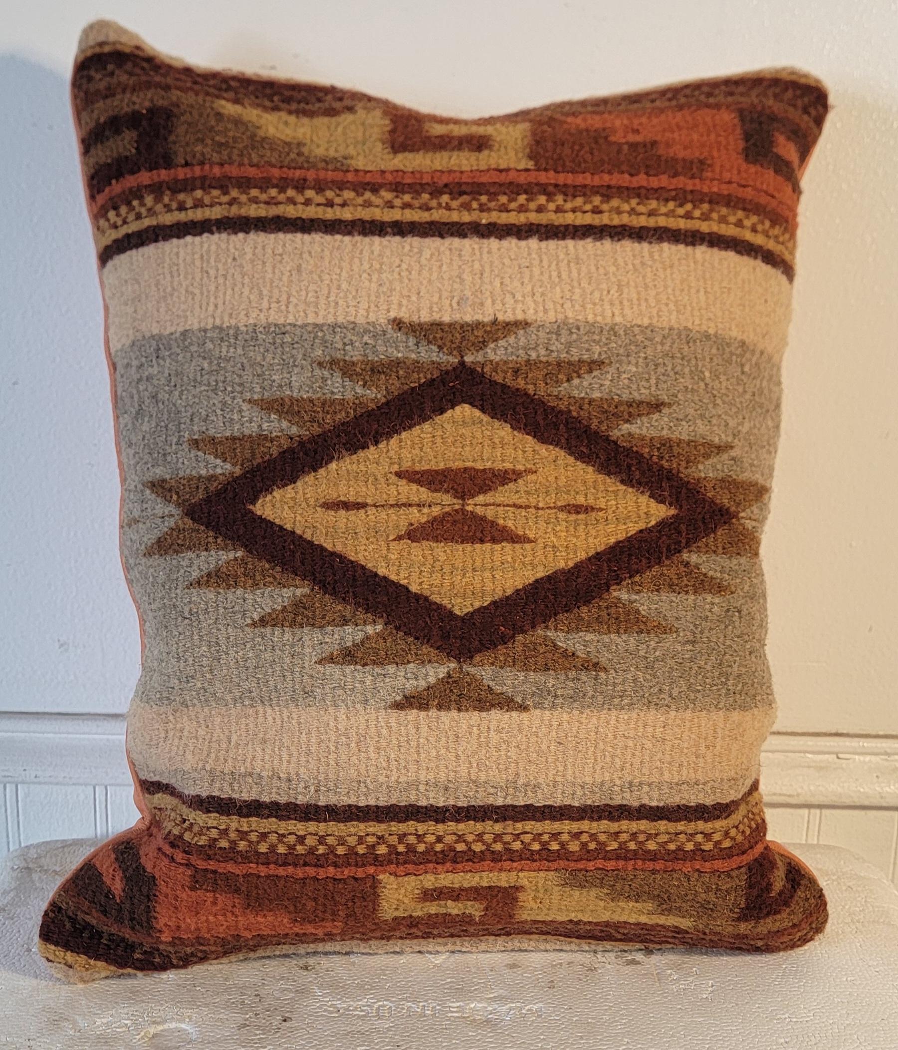 Americano Set di quattro cuscini di tessitura Mexican Indian in vendita