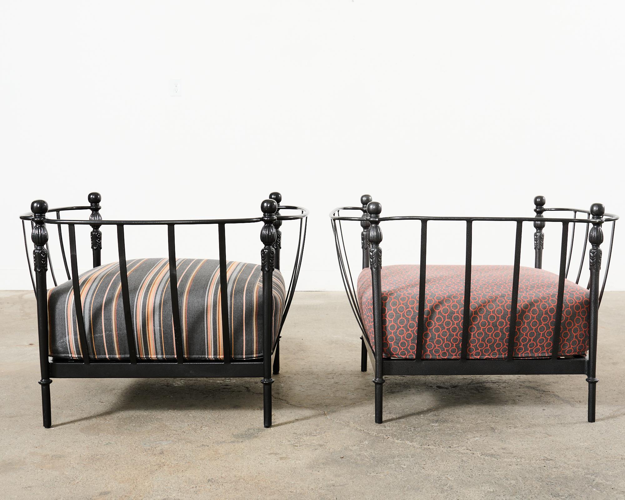 Ensemble de quatre chaises Montecito de Michael Taylor Design en vente 3
