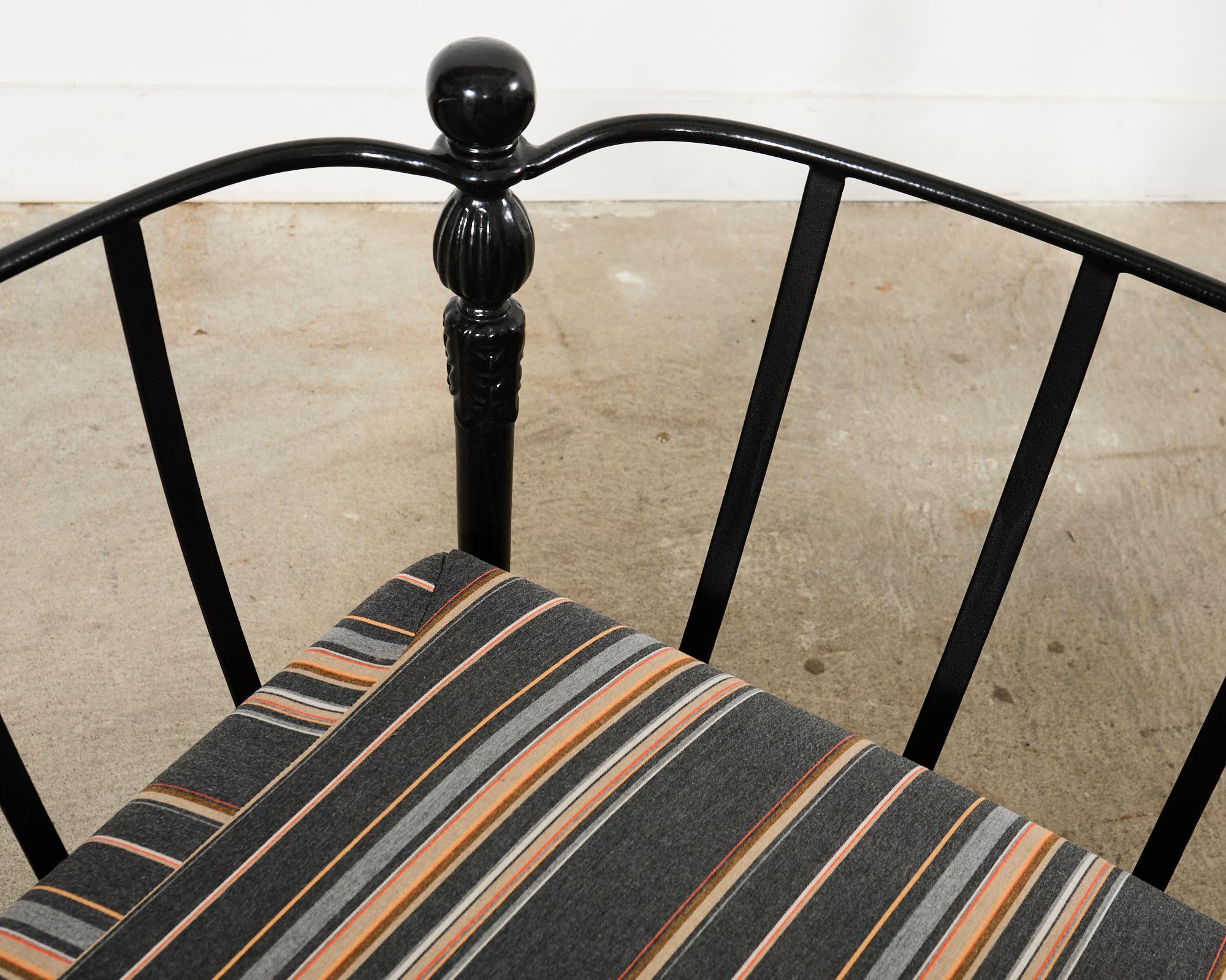 Ensemble de quatre chaises Montecito de Michael Taylor Design en vente 12