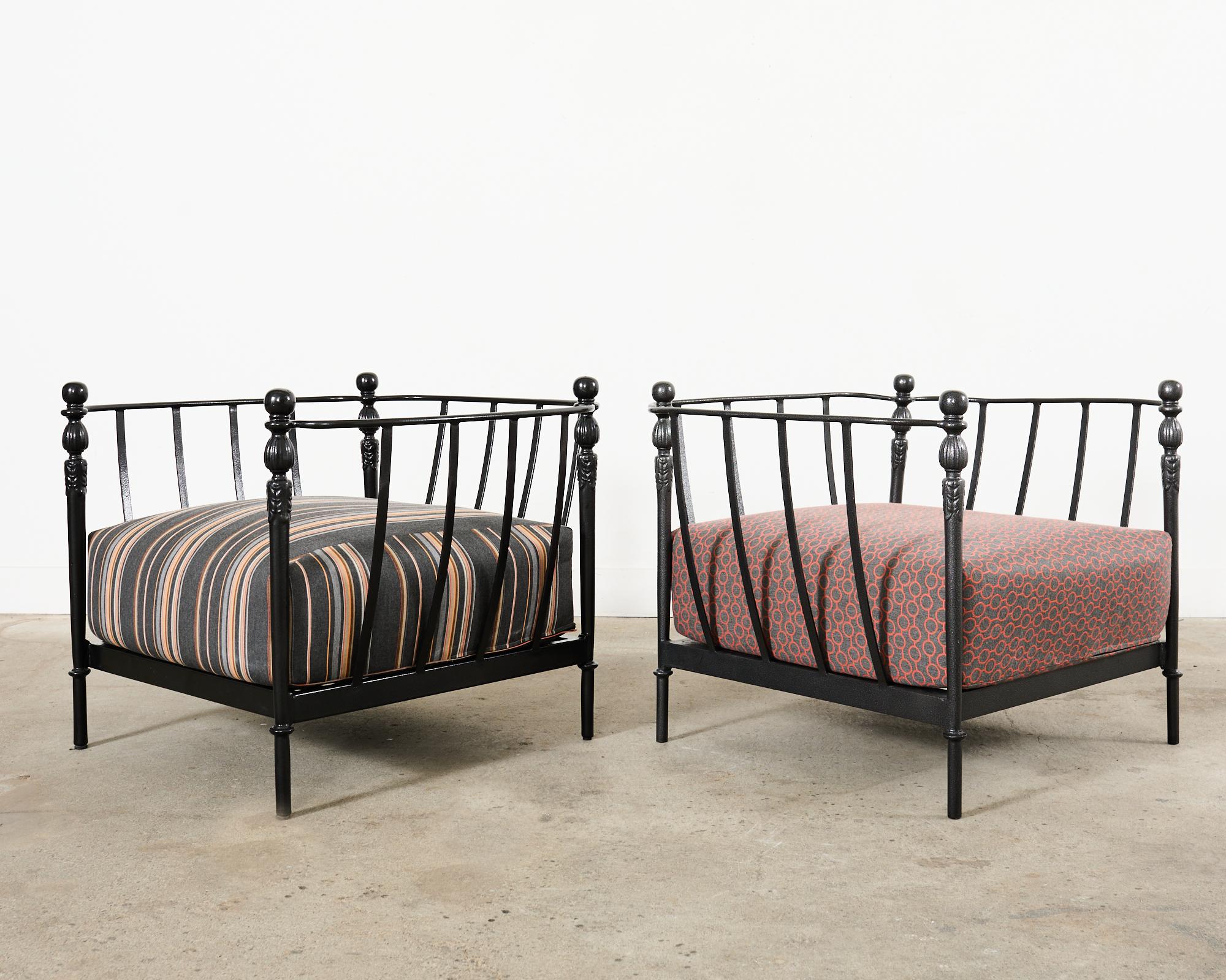 XXIe siècle et contemporain Ensemble de quatre chaises Montecito de Michael Taylor Design en vente