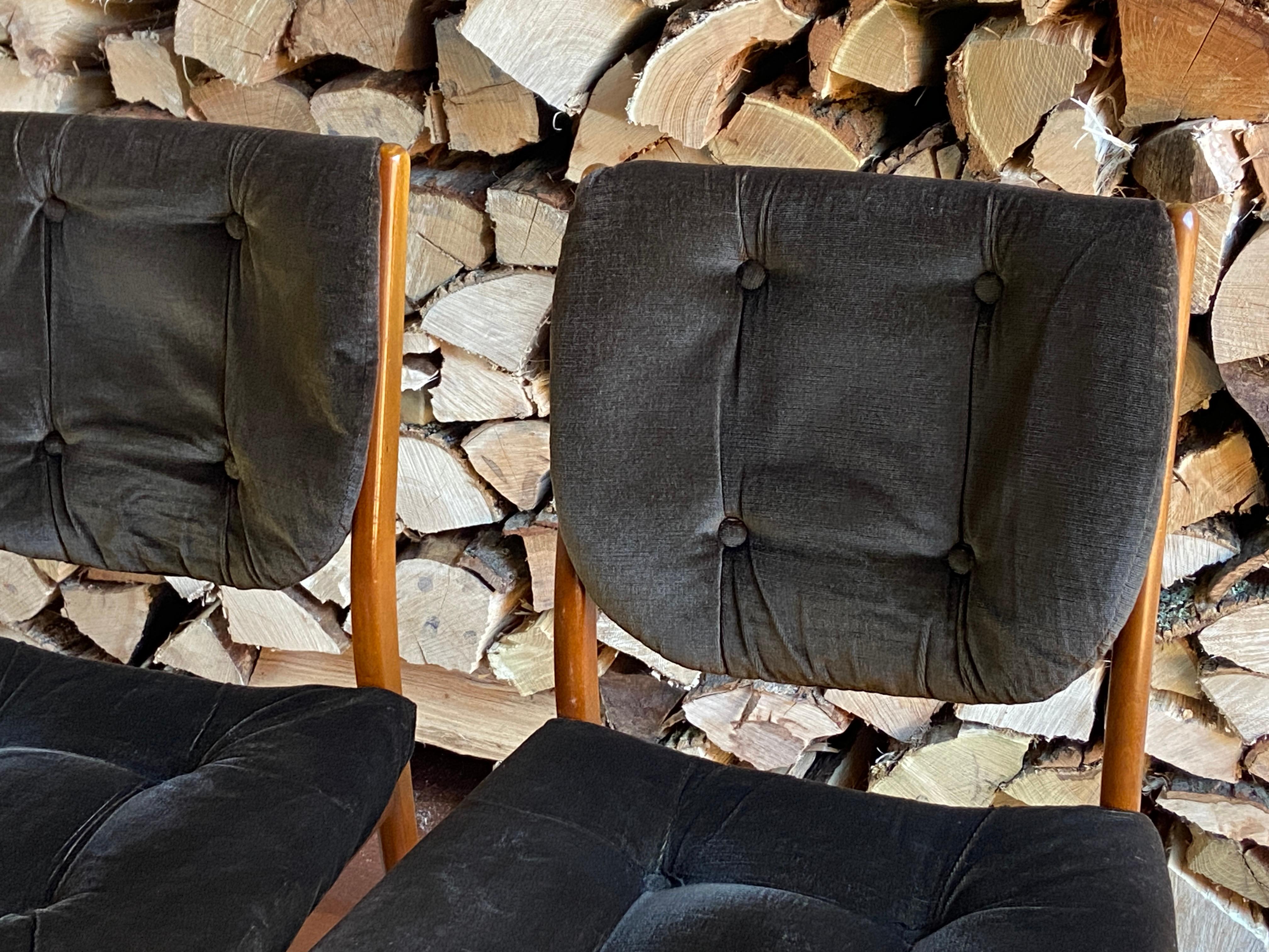 Set of four mid century 1970's teak and velvet dining chairs by A.H. Mcintosh In Good Condition For Sale In Liberty, NY