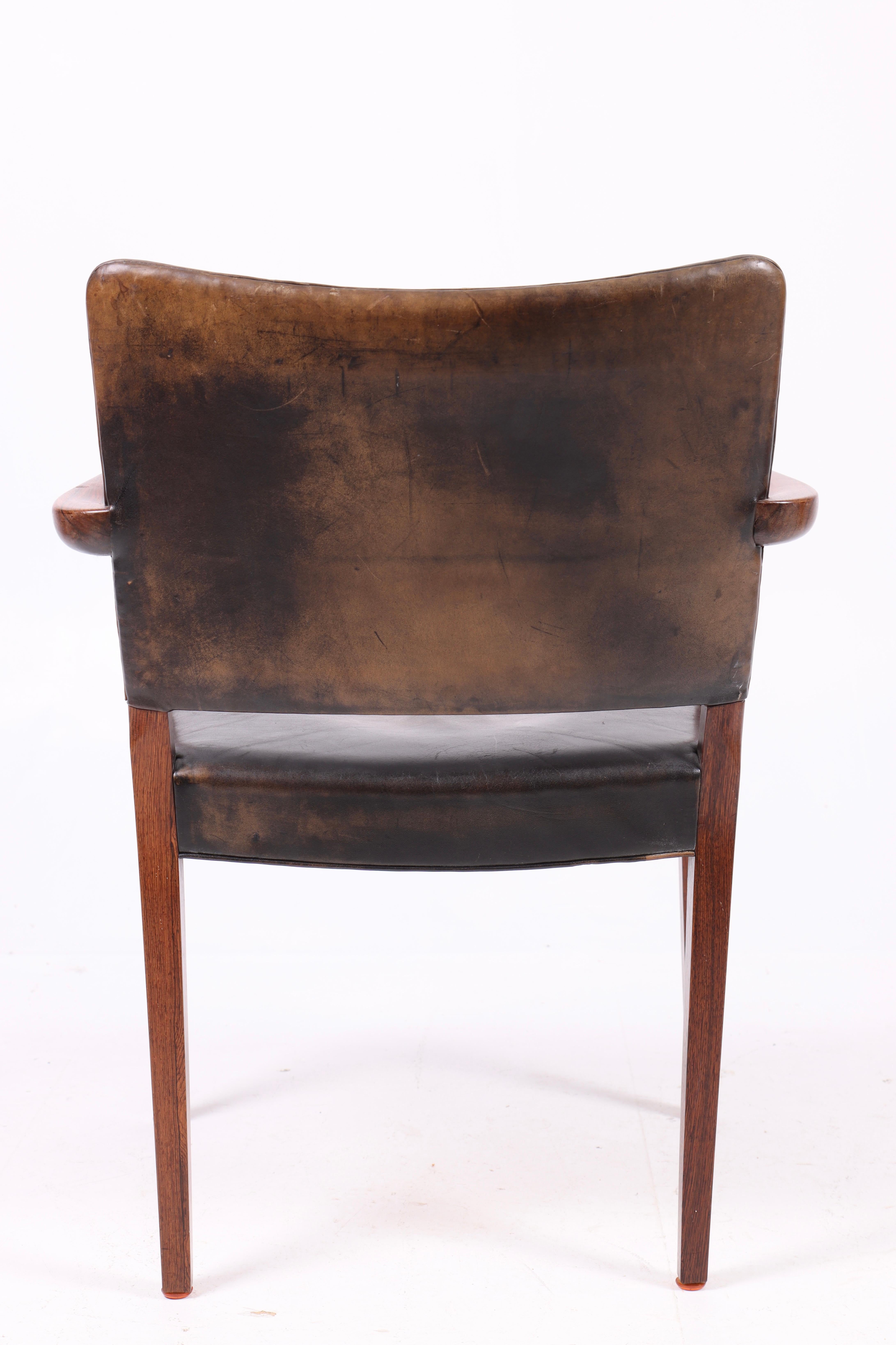 Metà XX secolo Set di quattro poltrone di metà secolo in legno di palissandro disegnate da Rasmus Nielsen, anni '50 in vendita