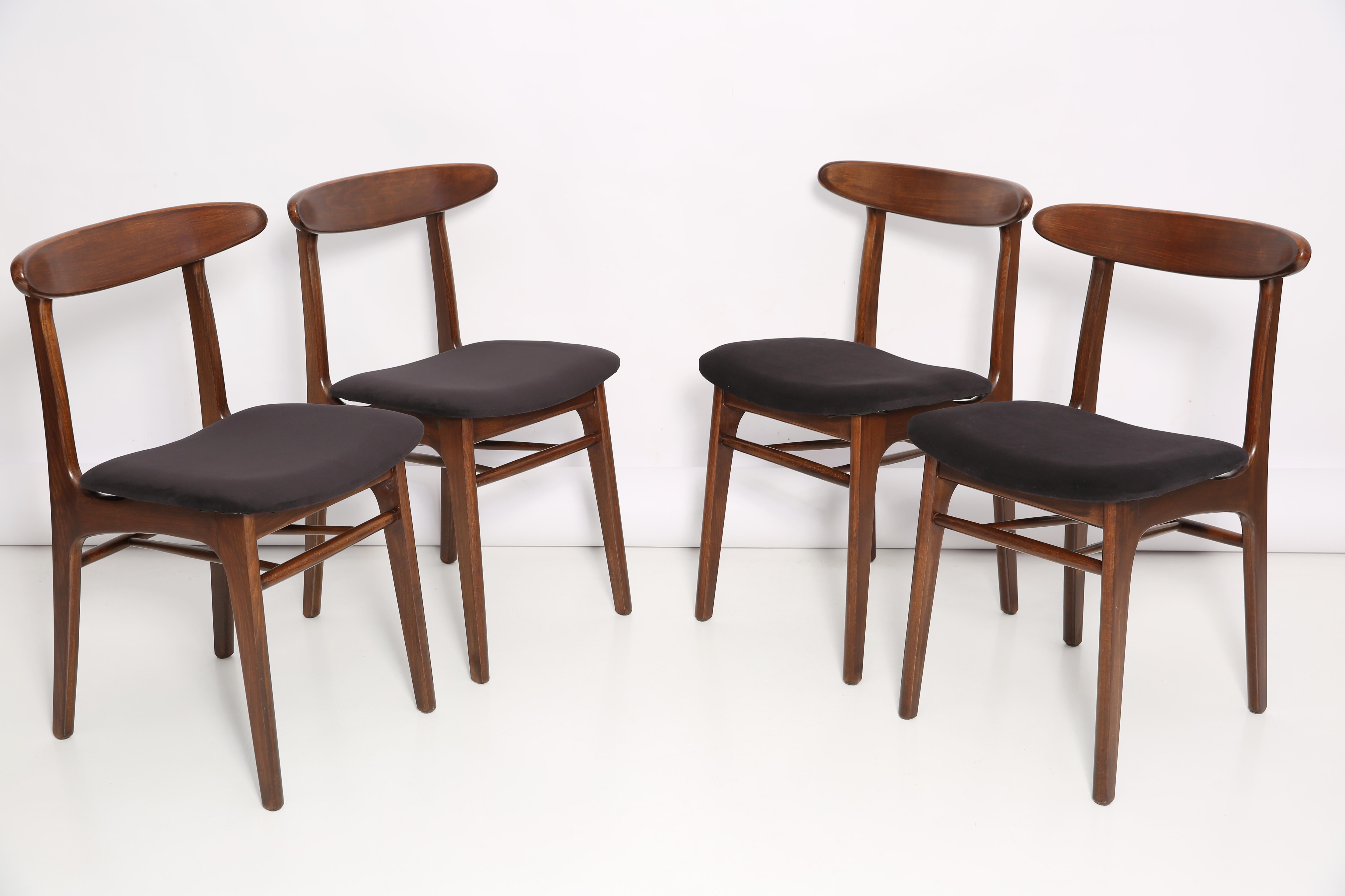 Mid-Century Modern Set of Four Mid Century Black Velvet Chairs, by Rajmund Halas, Poland, 1960s For Sale