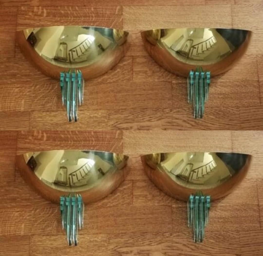 Mid-20th Century Set of Four Mid-Century Murano Glass Brass Wall Sconces in Fontana Arte Style For Sale