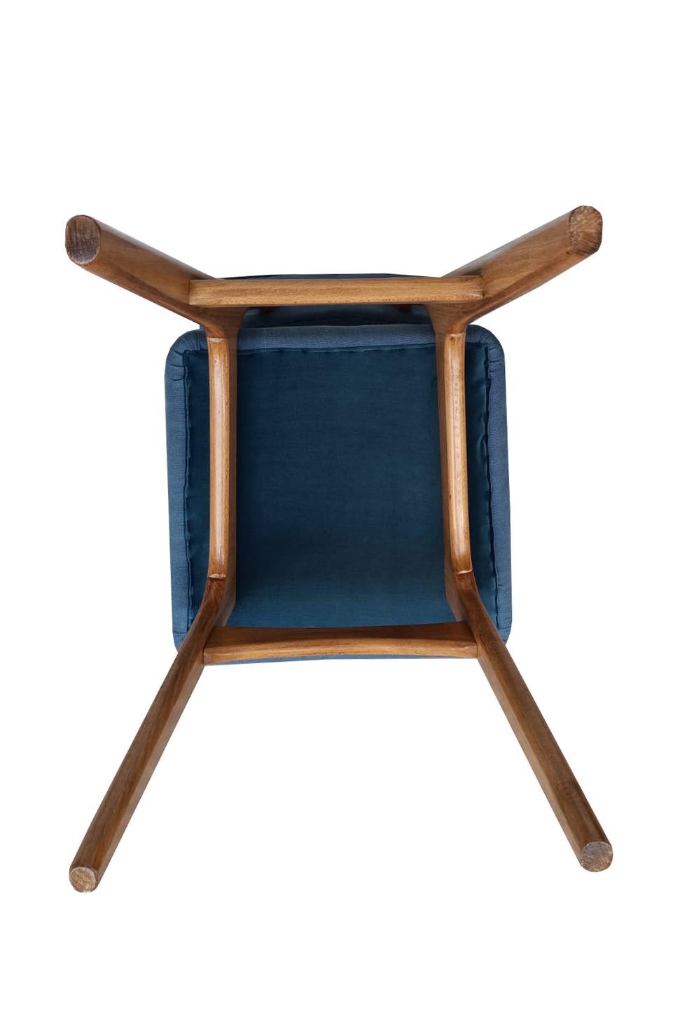 Set of Four Mid Century Butterfly Chairs, Denim Pierre Frey Linen, Europe, 1960s In Excellent Condition For Sale In 05-080 Hornowek, PL