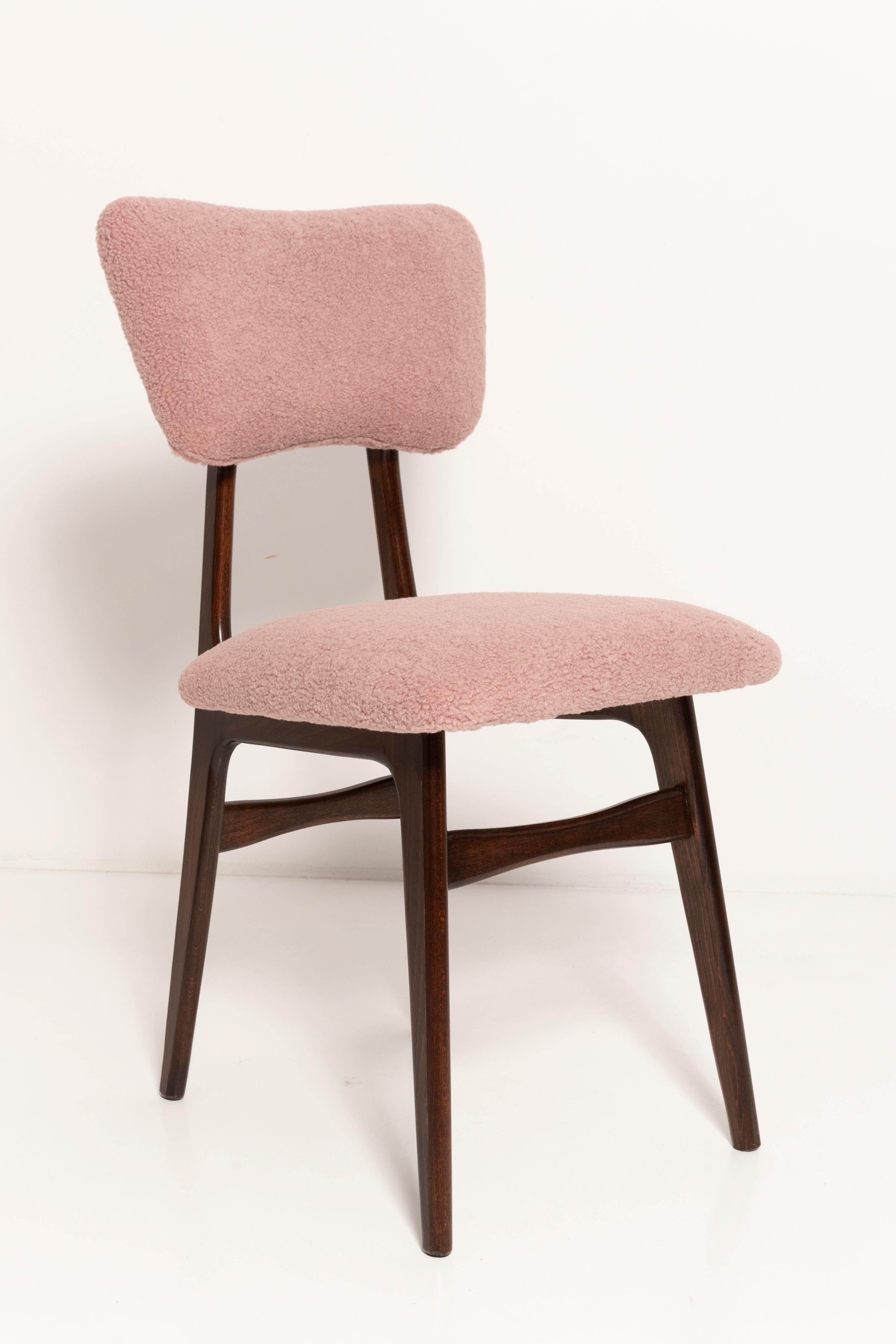 Hand-Crafted Set of Four Mid Century Butterfly Dining Chairs, Pink Boucle, Europe, 1960s For Sale