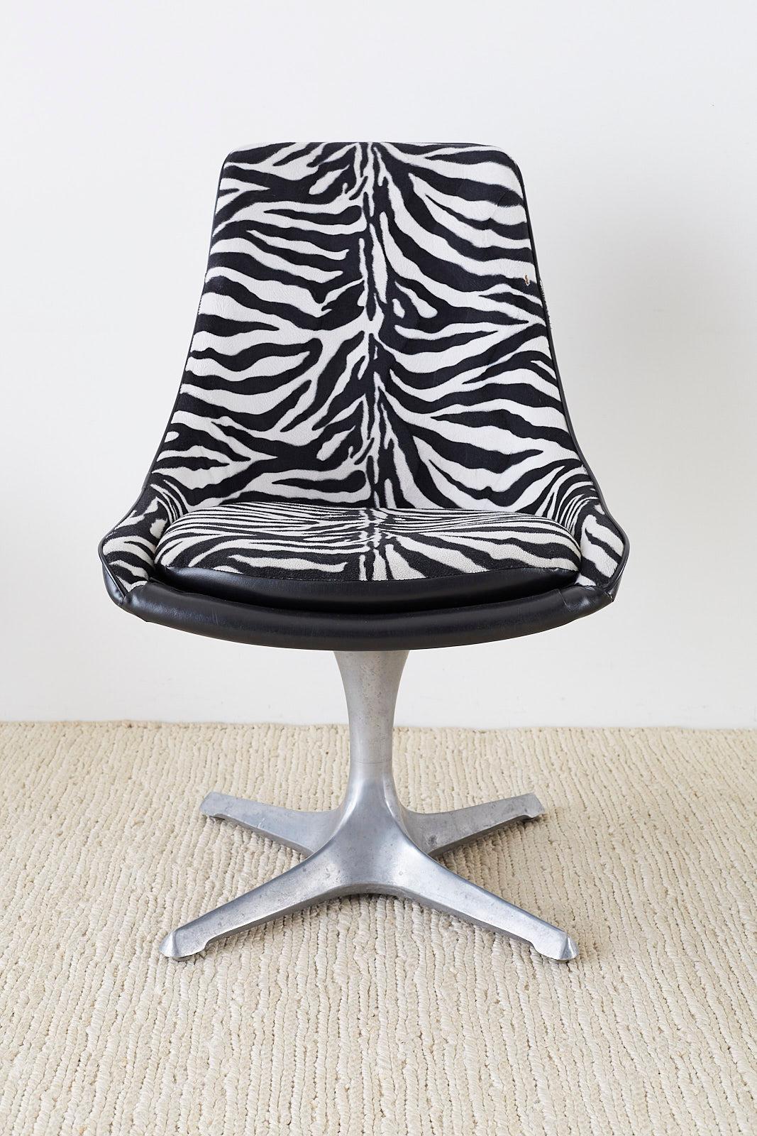 Mid-Century Modern Set of Four Midcentury Chromcraft Zebra Swivel Dining Chairs