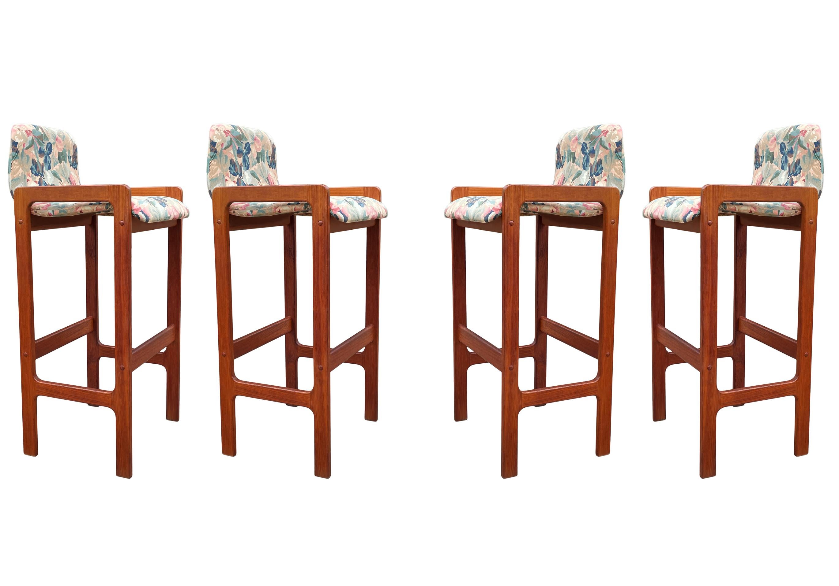 Set of Four Mid Century Danish Modern Bart Stools or Counter in Teak Wood For Sale 1