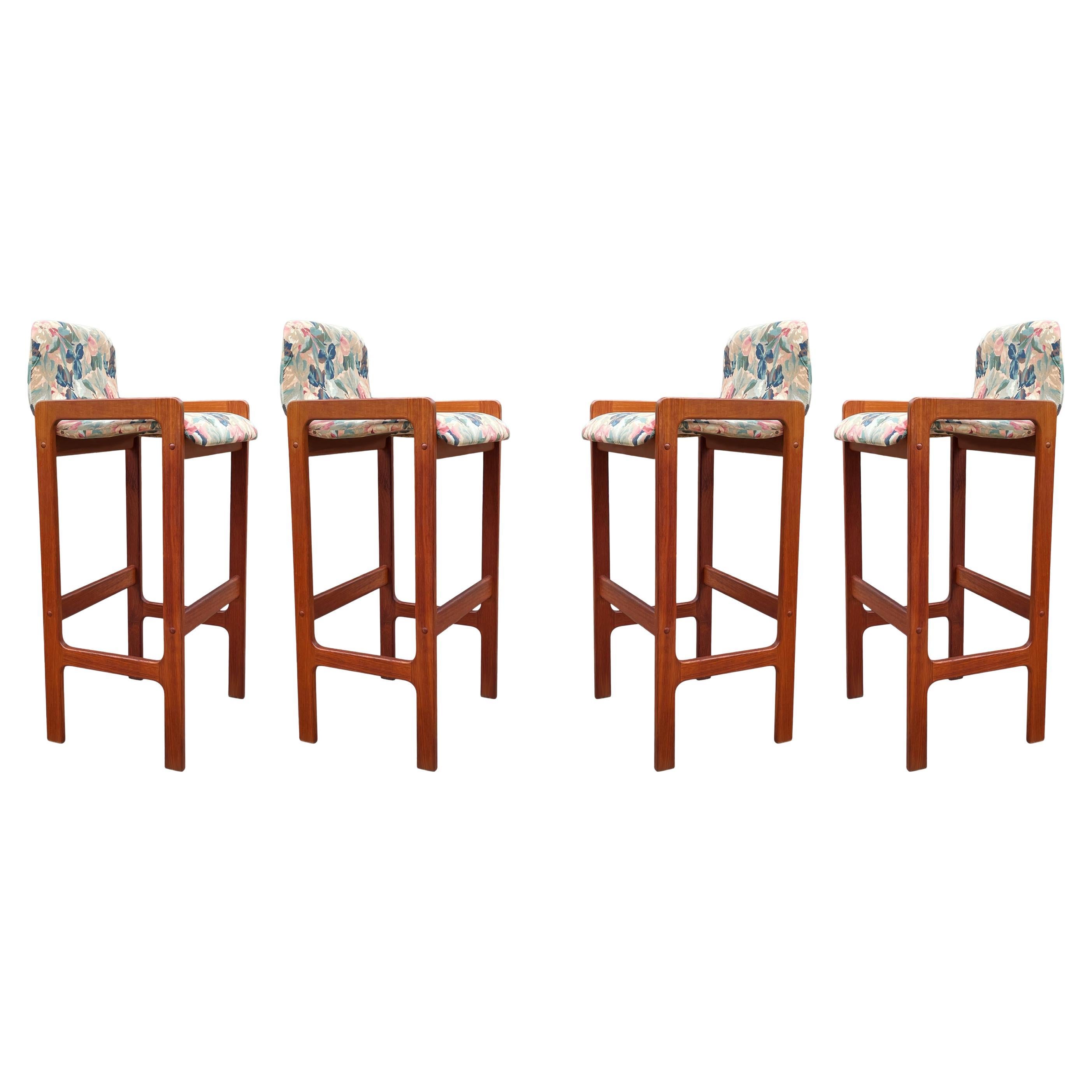 Set of Four Mid Century Danish Modern Bart Stools or Counter in Teak Wood For Sale