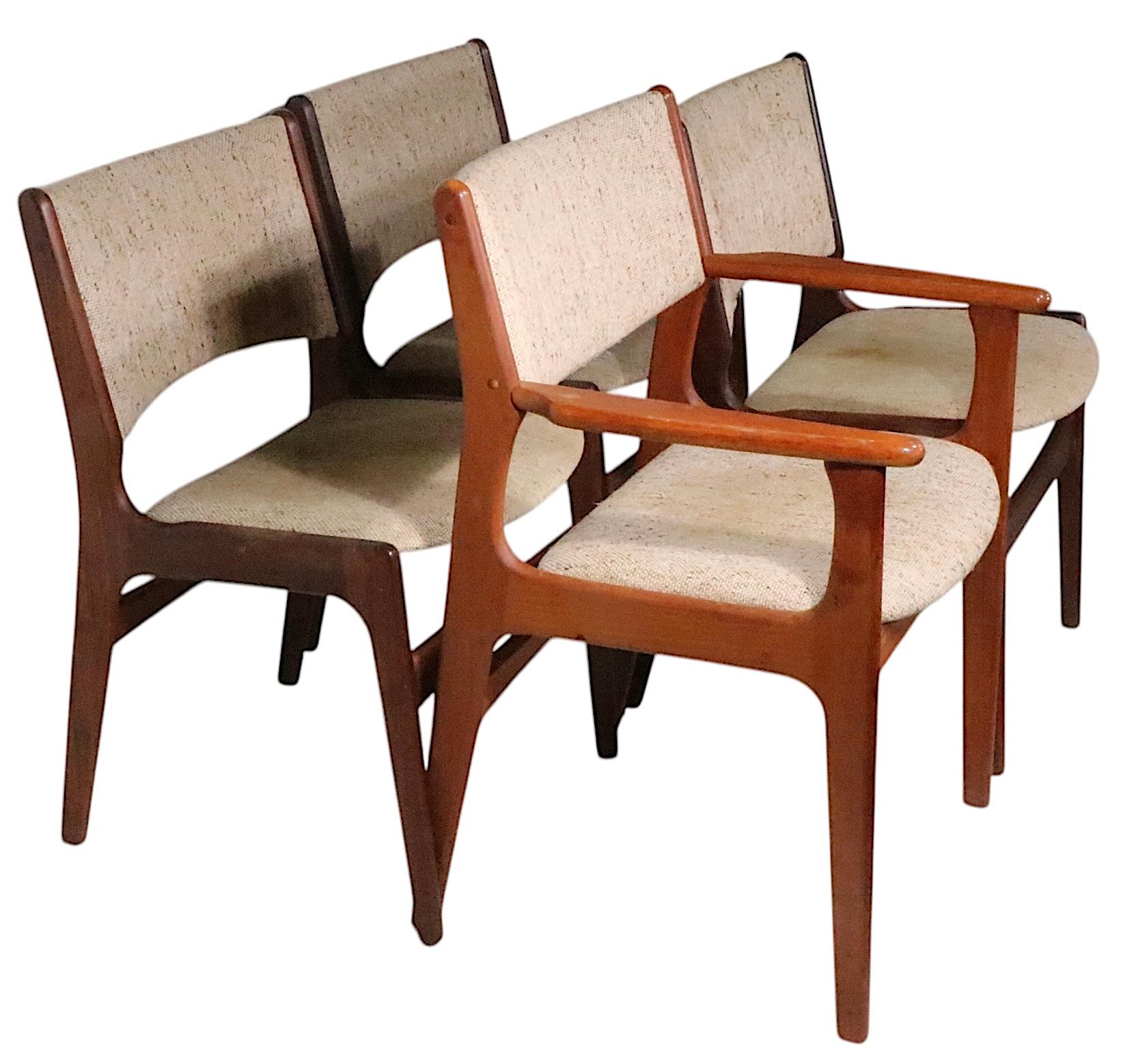 Ensemble de quatre chaises de salle à manger modernes danoises du milieu du siècle, att. to E. C.E. C. 1950/60 en vente 12