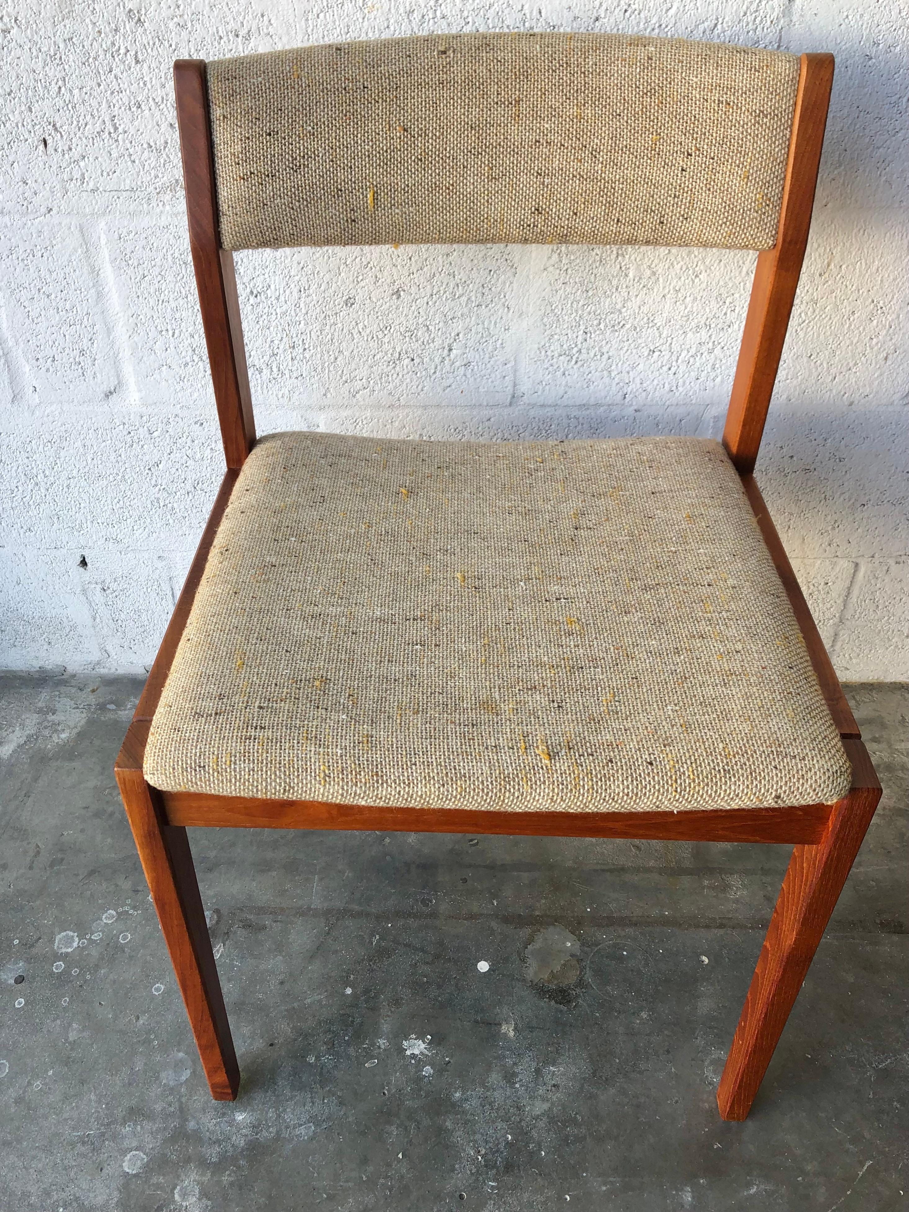 Set of Four Mid Century Danish Modern Dining Chairs by Tarm Stole Mobelfabrik For Sale 4