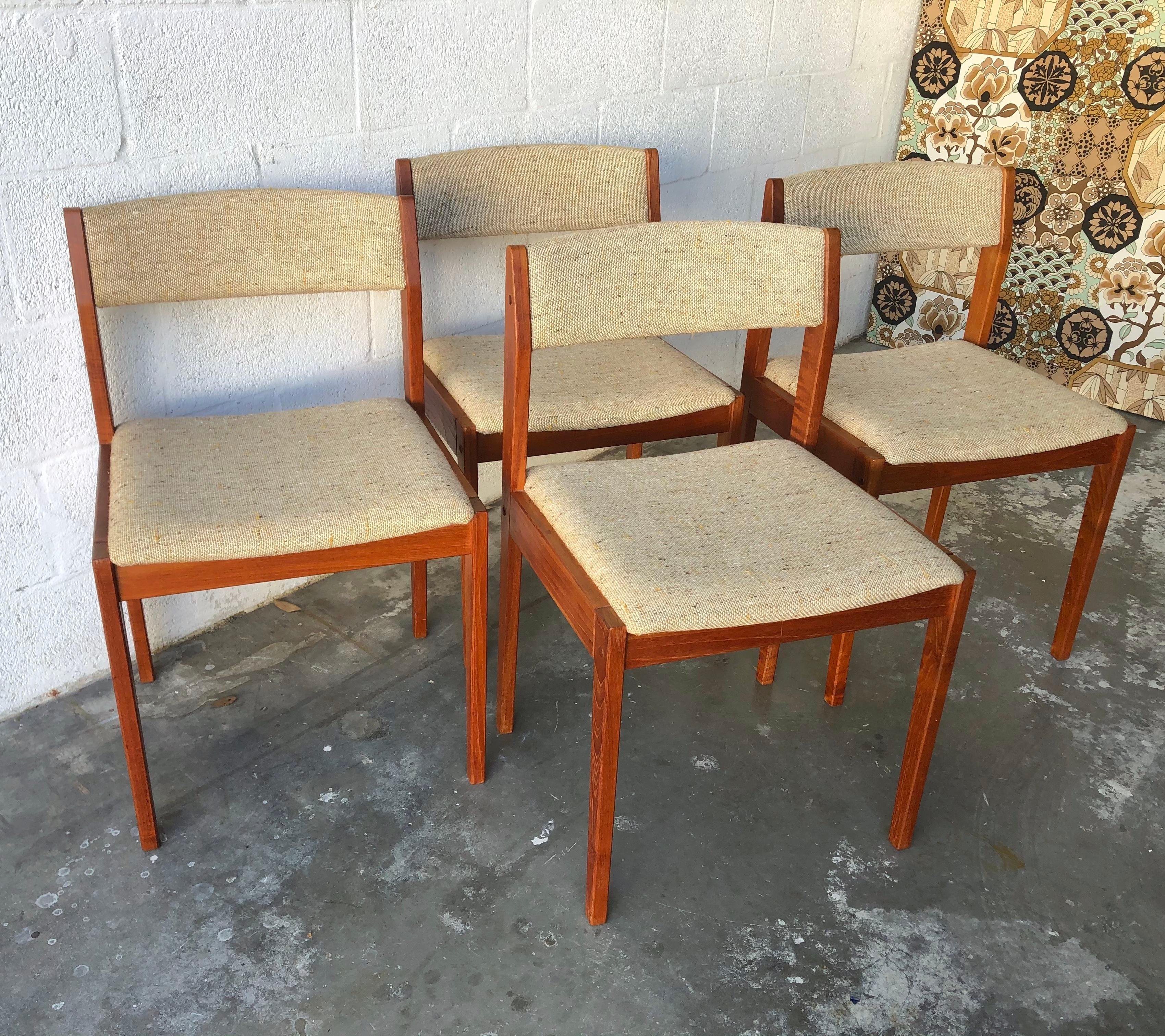 Scandinavian Modern Set of Four Mid Century Danish Modern Dining Chairs by Tarm Stole Mobelfabrik For Sale