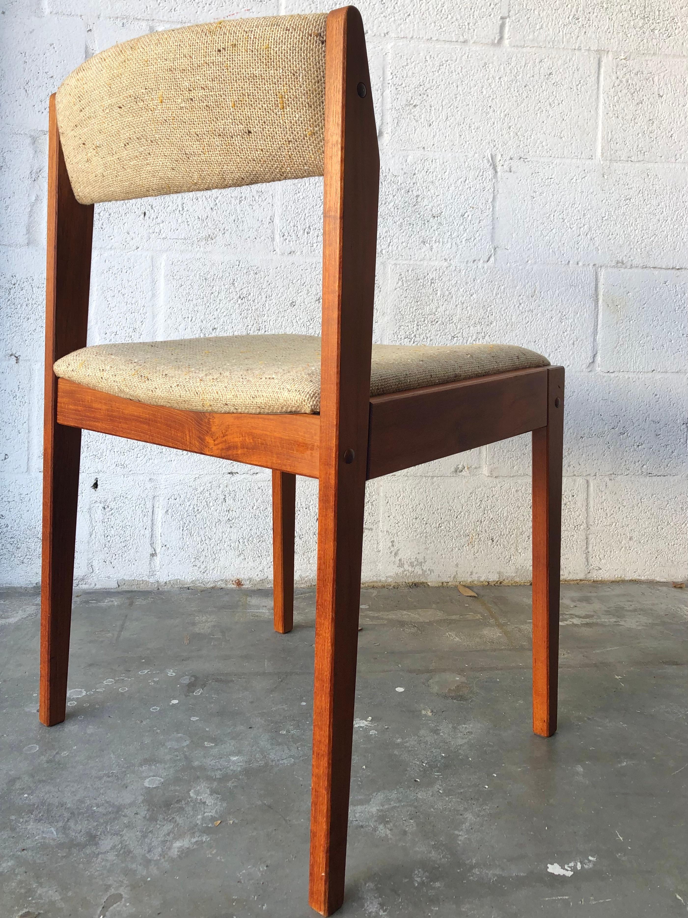 Set of Four Mid Century Danish Modern Dining Chairs by Tarm Stole Mobelfabrik For Sale 1