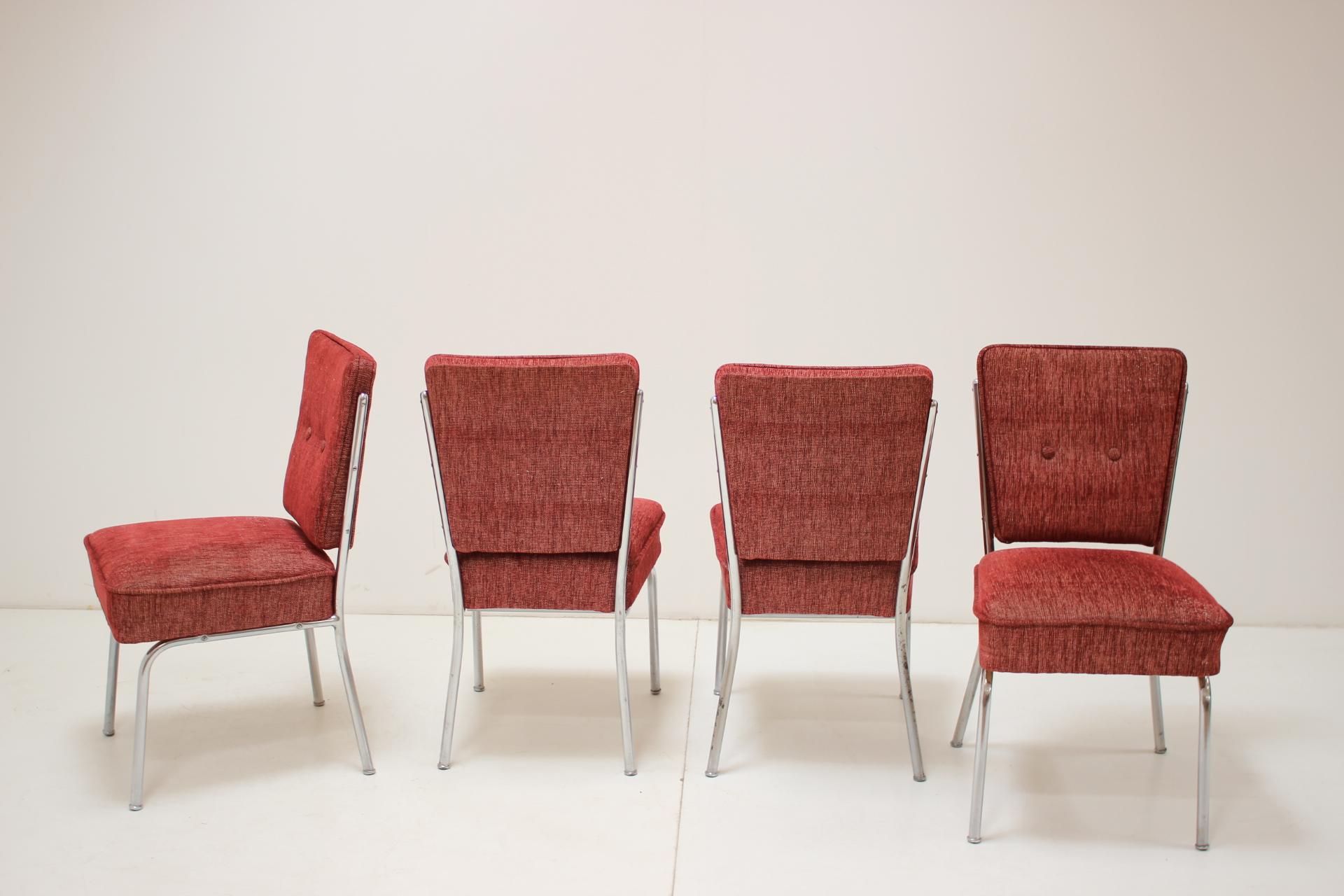 Set of Four Mid-Century Dining Chairs, 1960's For Sale 6
