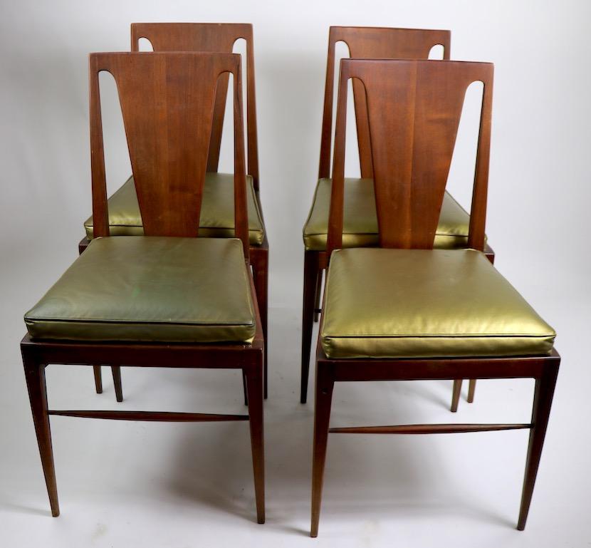 Conjunto de cuatro sillas de comedor de mediados de siglo atribuidas a Harvey Probber Moderno de mediados de siglo en venta