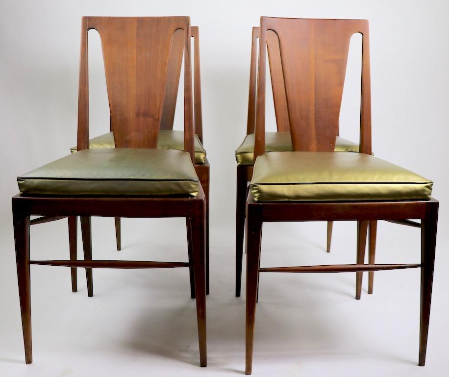 Américain Ensemble de quatre chaises de salle à manger Mid-century attribuées à Harvey Probber en vente