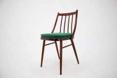 Ensemble de quatre chaises de salle à manger du milieu du siècle dernier par Antonn uman, années 1960