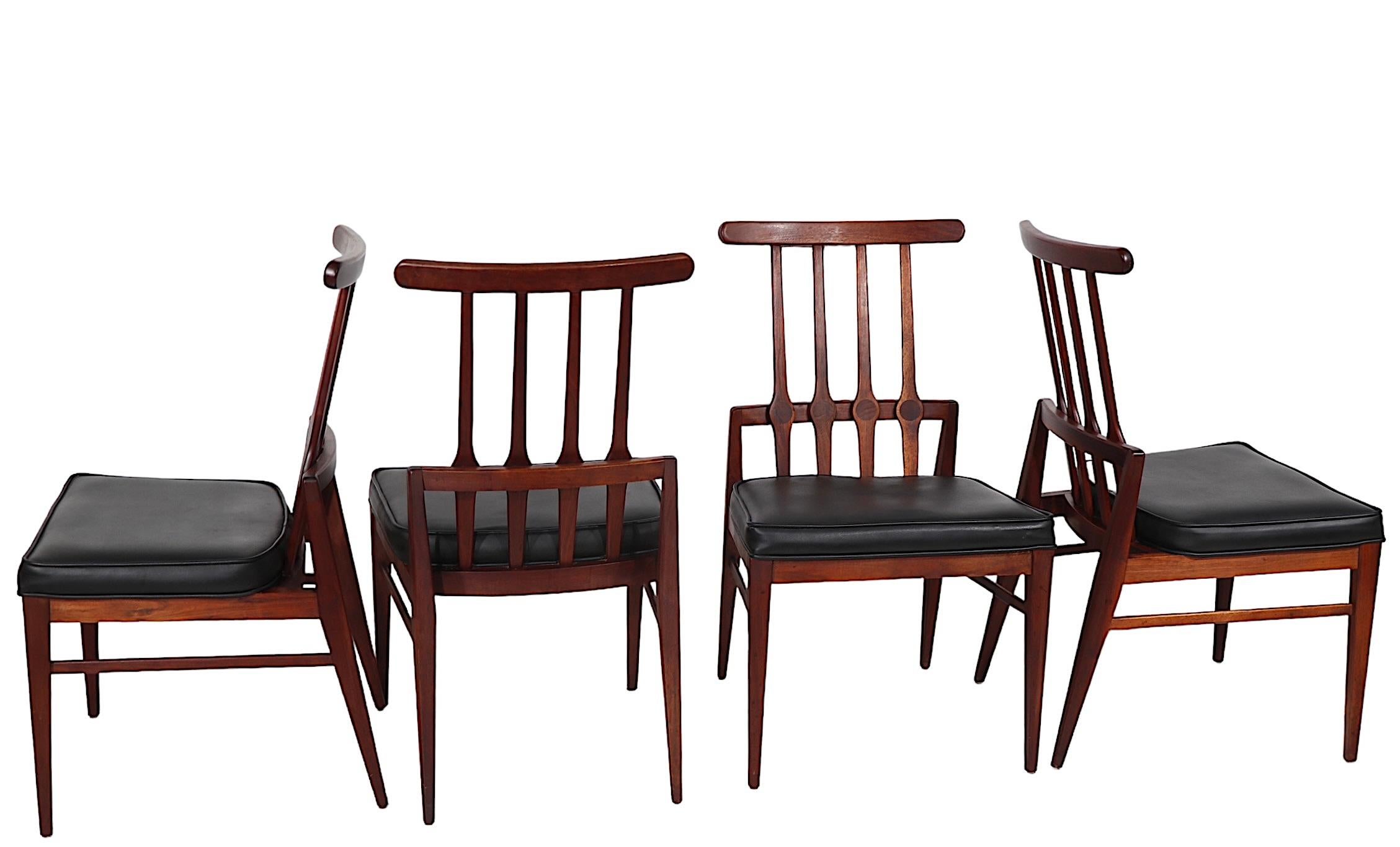 Ensemble de quatre chaises de salle à manger mi-siècle par Foster - McDavid vers les années 1950/1960  en vente 4