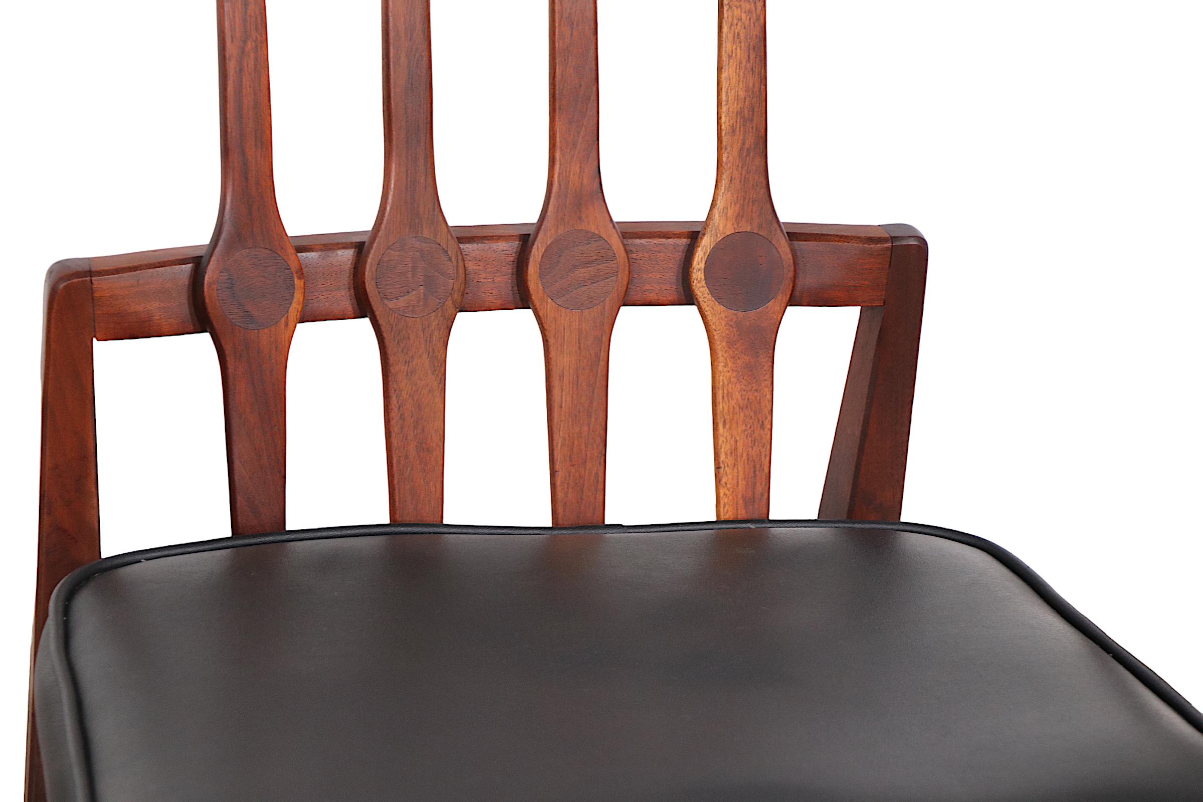 Ensemble de quatre chaises de salle à manger mi-siècle par Foster - McDavid vers les années 1950/1960  en vente 6