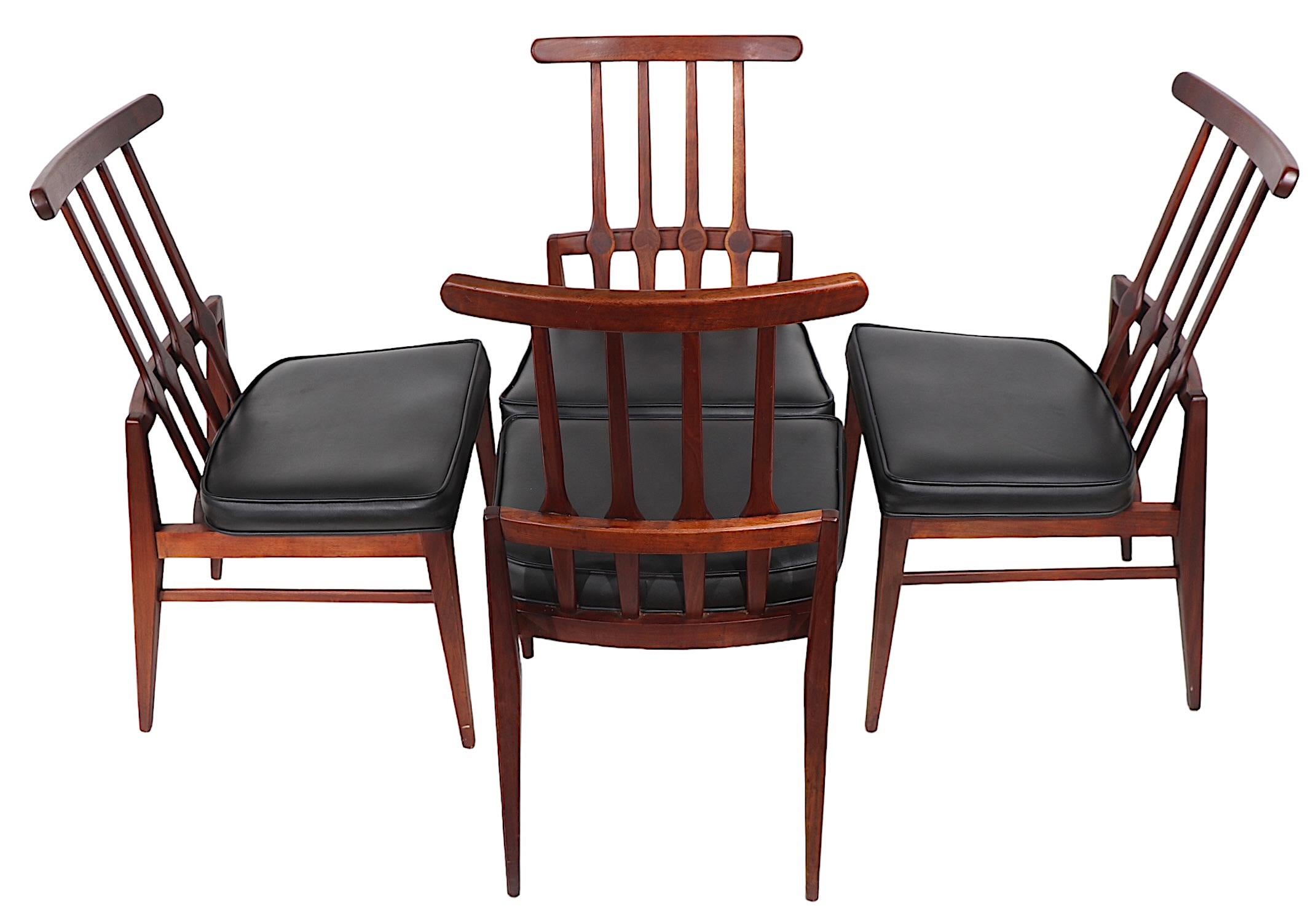 Ensemble de quatre chaises de salle à manger mi-siècle par Foster - McDavid vers les années 1950/1960  en vente 7