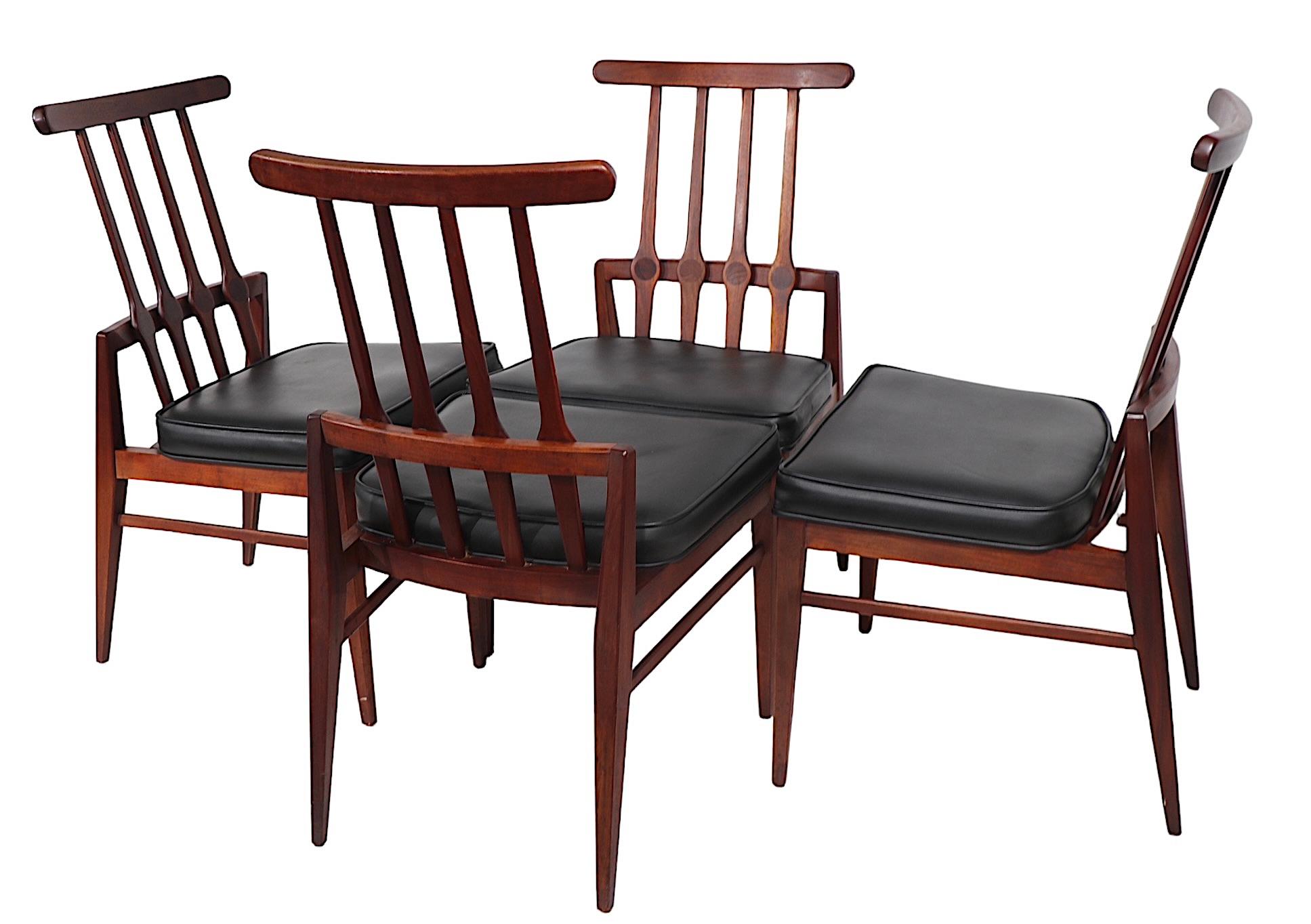 Ensemble de quatre chaises de salle à manger mi-siècle par Foster - McDavid vers les années 1950/1960  en vente 10