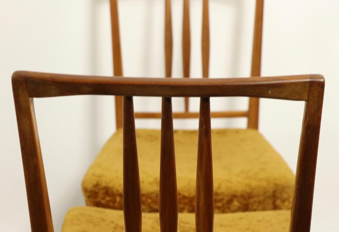 Ensemble de quatre chaises de salle à manger du milieu du siècle par Gimson Slater Bon état - En vente à New York, NY