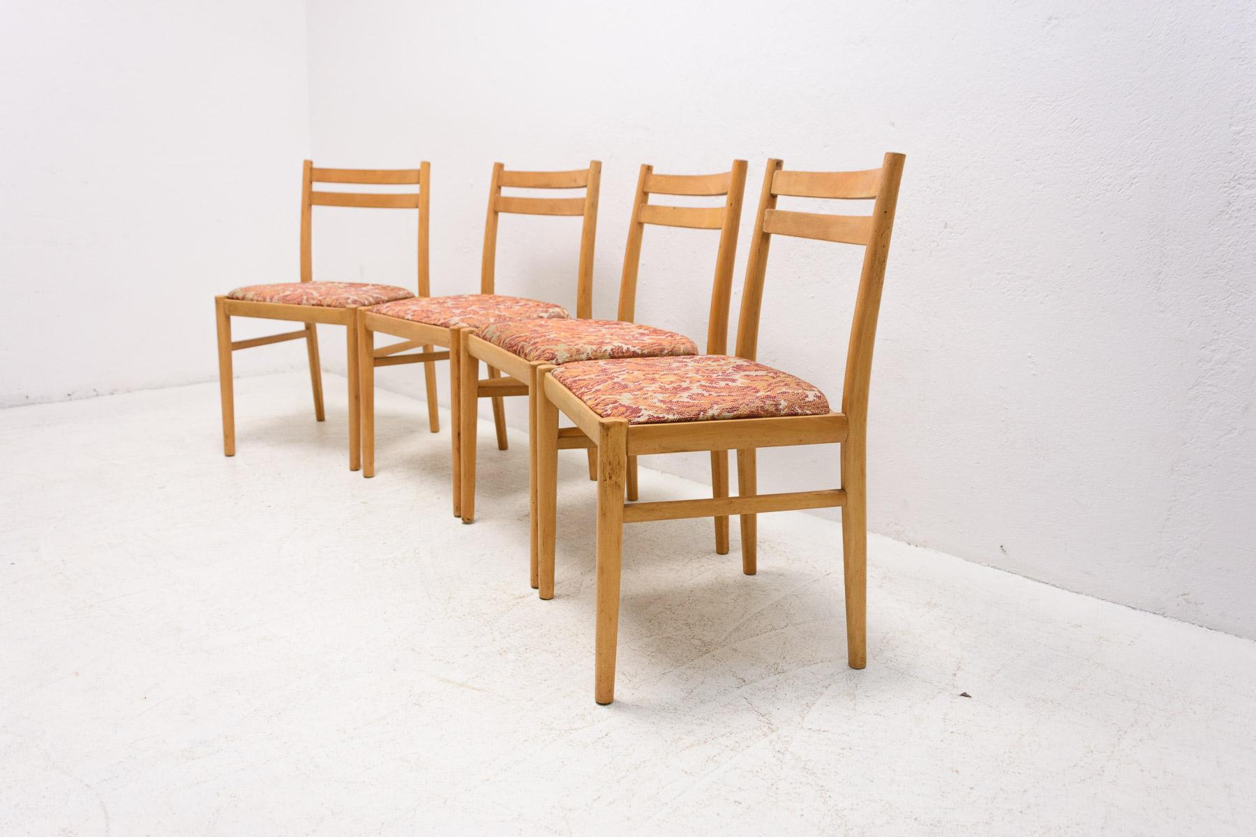 Set of Four Mid Century Dining Chairs, Czechoslovakia, 1960's For Sale 1