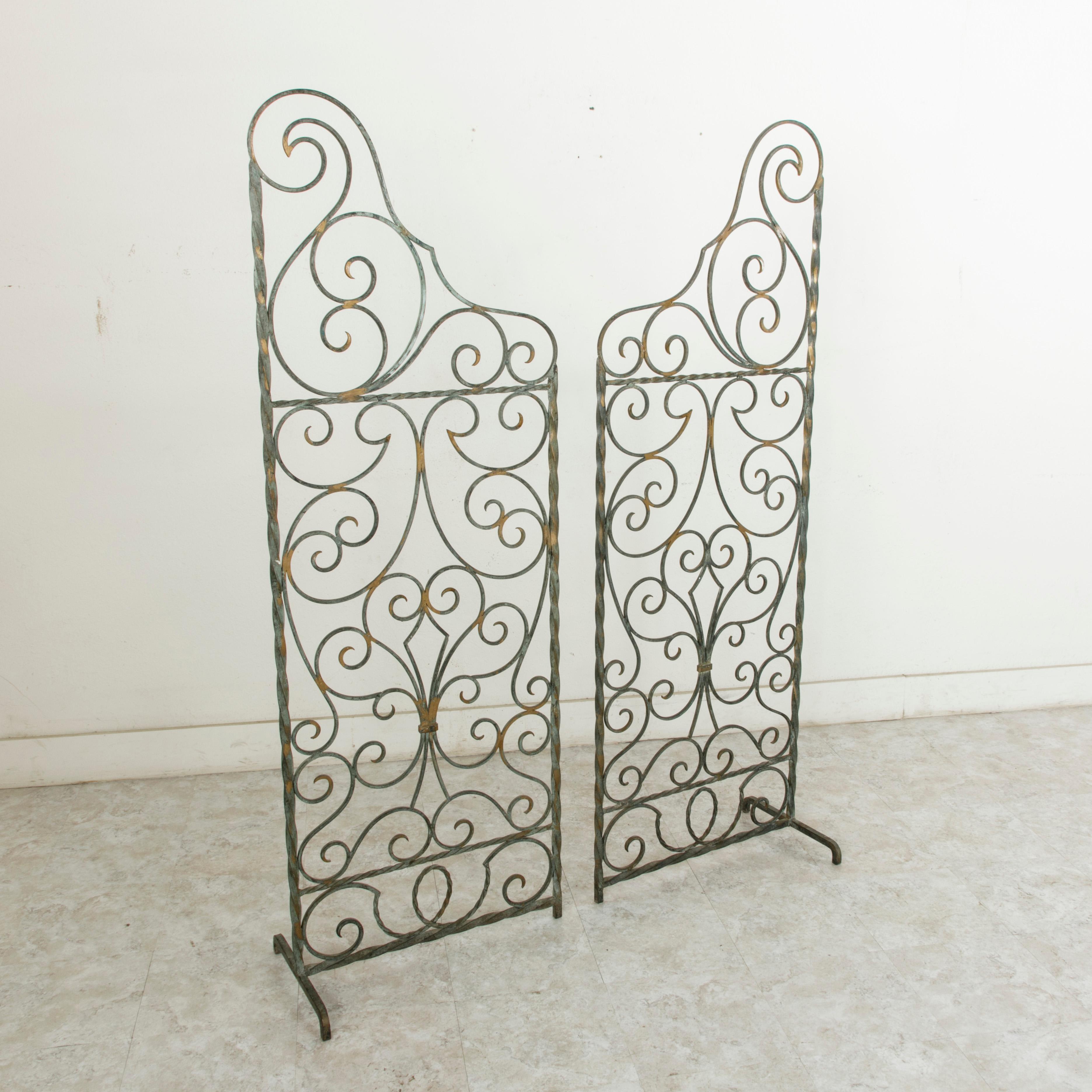 Set of Four Midcentury French Wrought Iron Partitions with Smoked Glass Shelves 2