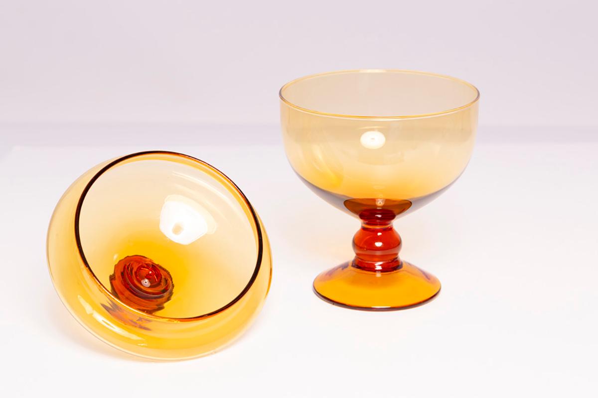 Set of Four Mid Century Glasses and Sugar Bowl, Murano, Europe, 1960s For Sale 4