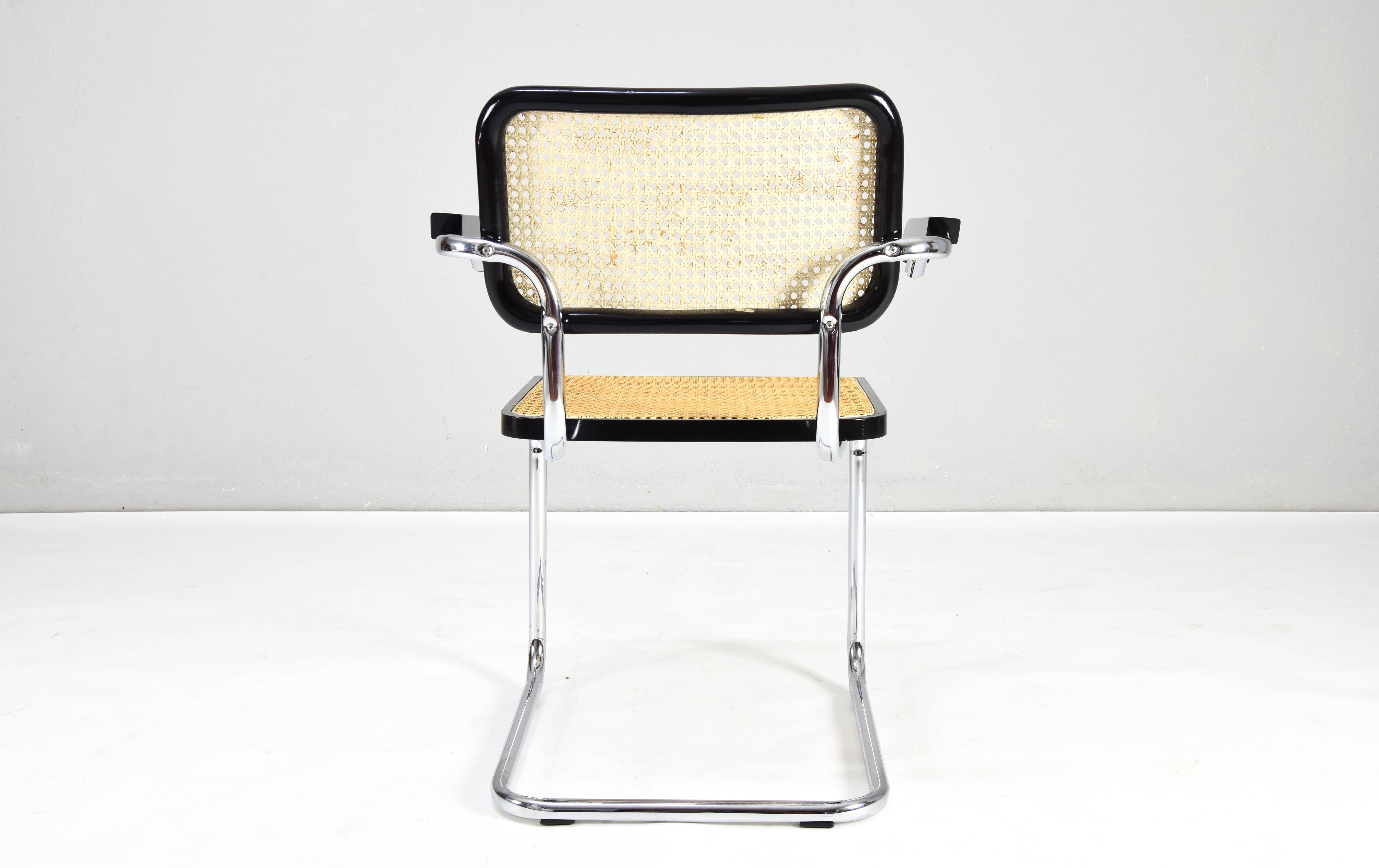 Set of Four Mid-Century Italian Modern Marcel Breuer B64 Cesca Chairs, 1970 For Sale 3