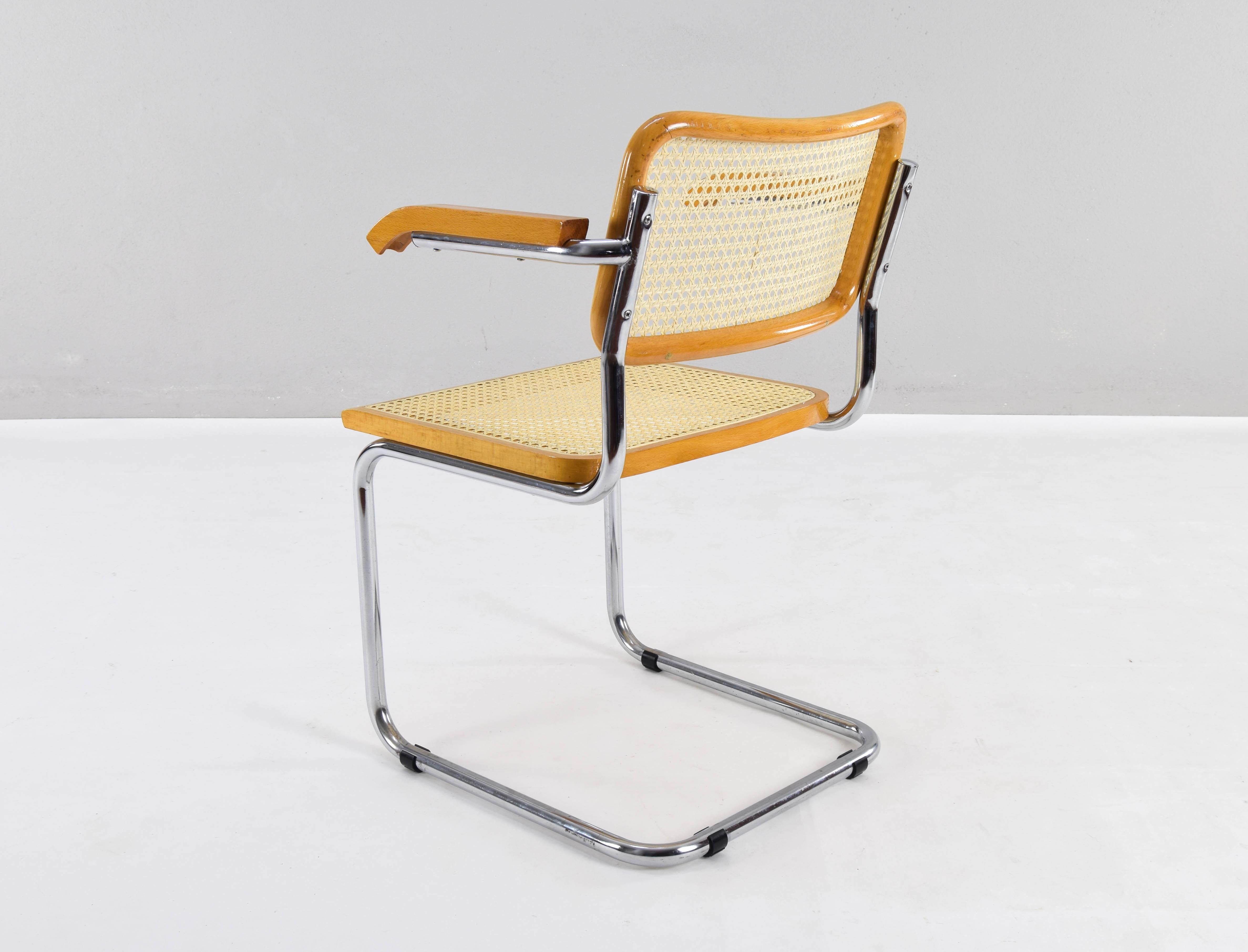 Set of Four Mid-Century Italian Modern Marcel Breuer B64 Cesca Chairs, 1970 5