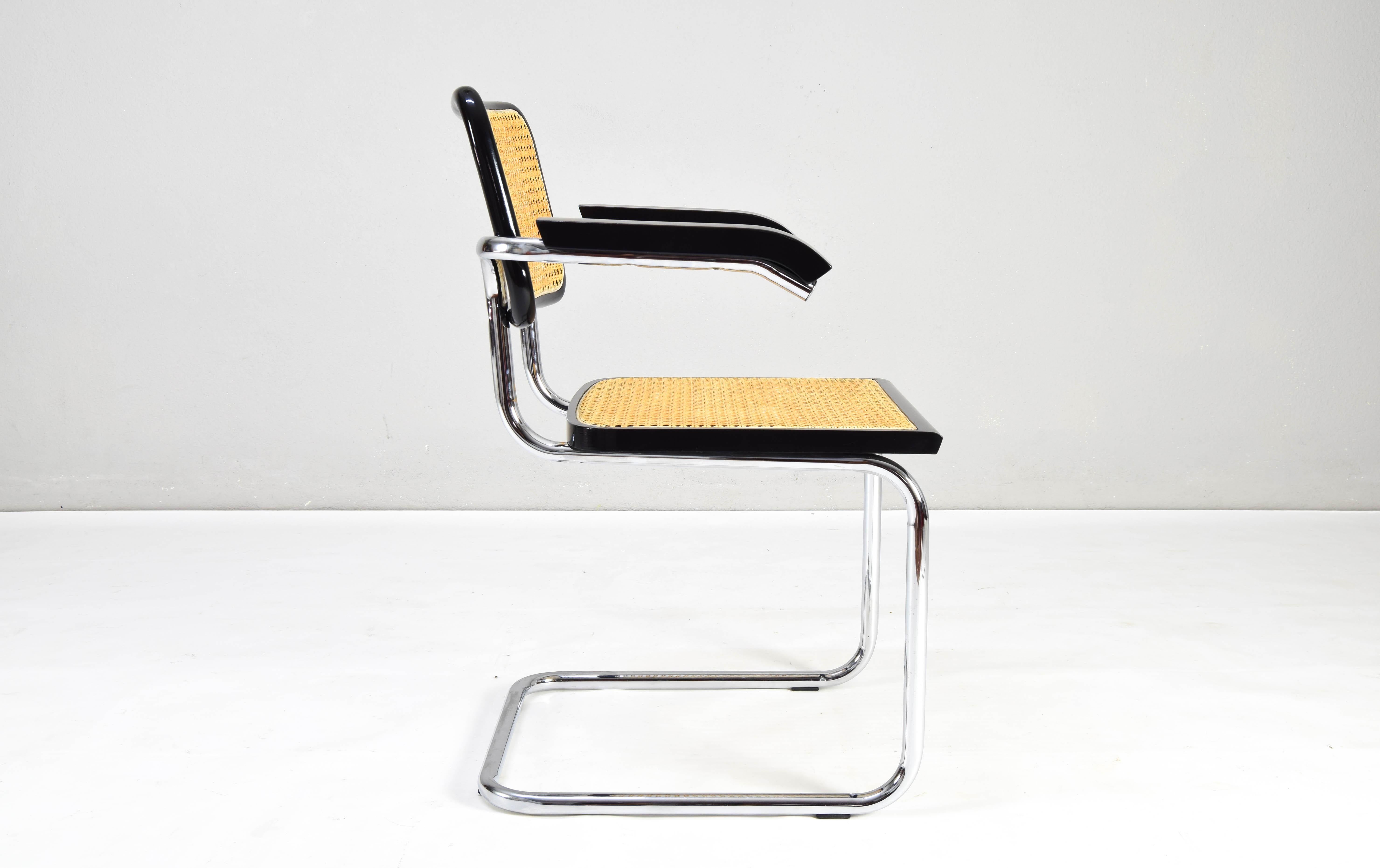Set of Four Mid-Century Italian Modern Marcel Breuer B64 Cesca Chairs, 1970 For Sale 5