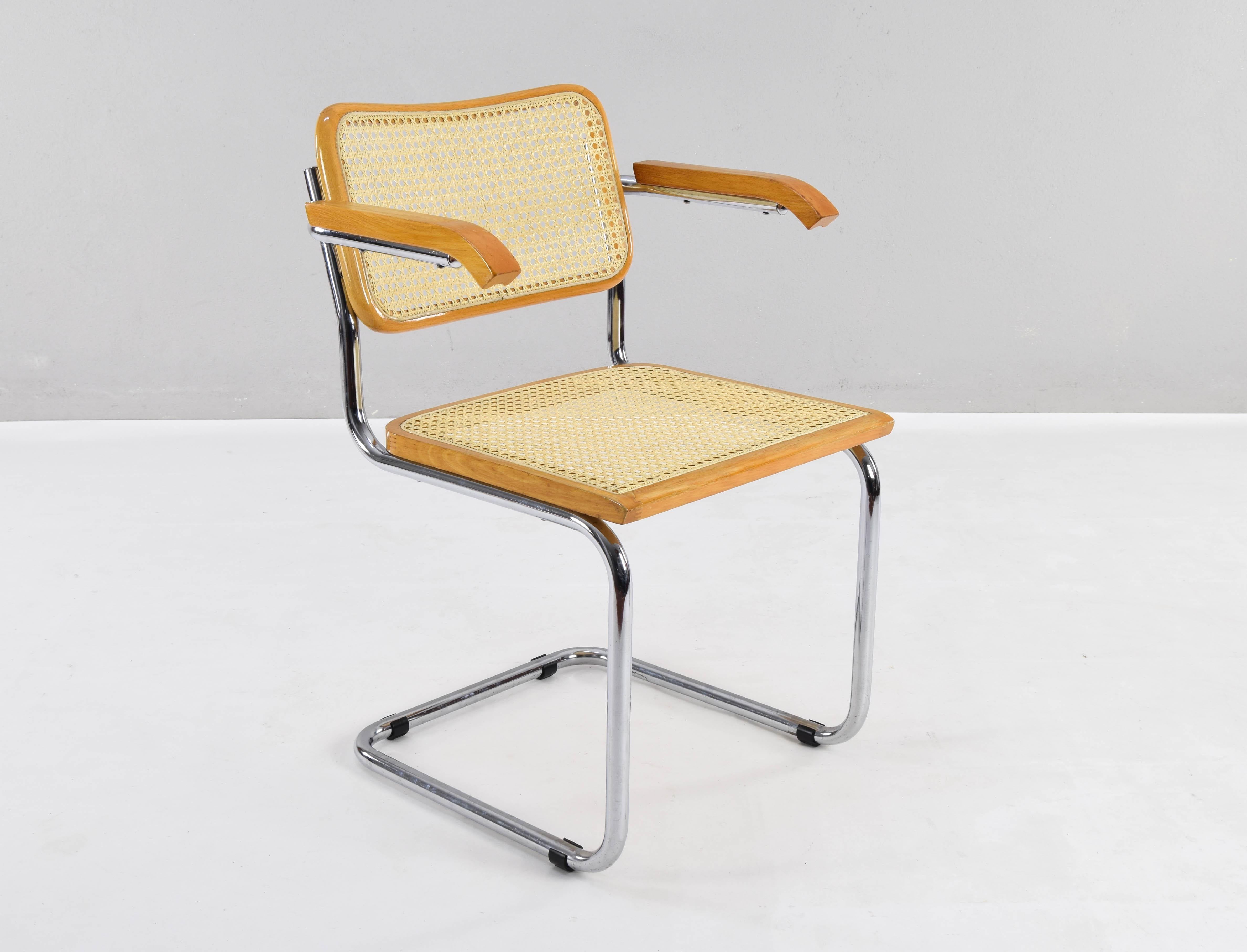 Set of Four Mid-Century Italian Modern Marcel Breuer B64 Cesca Chairs, 1970 8