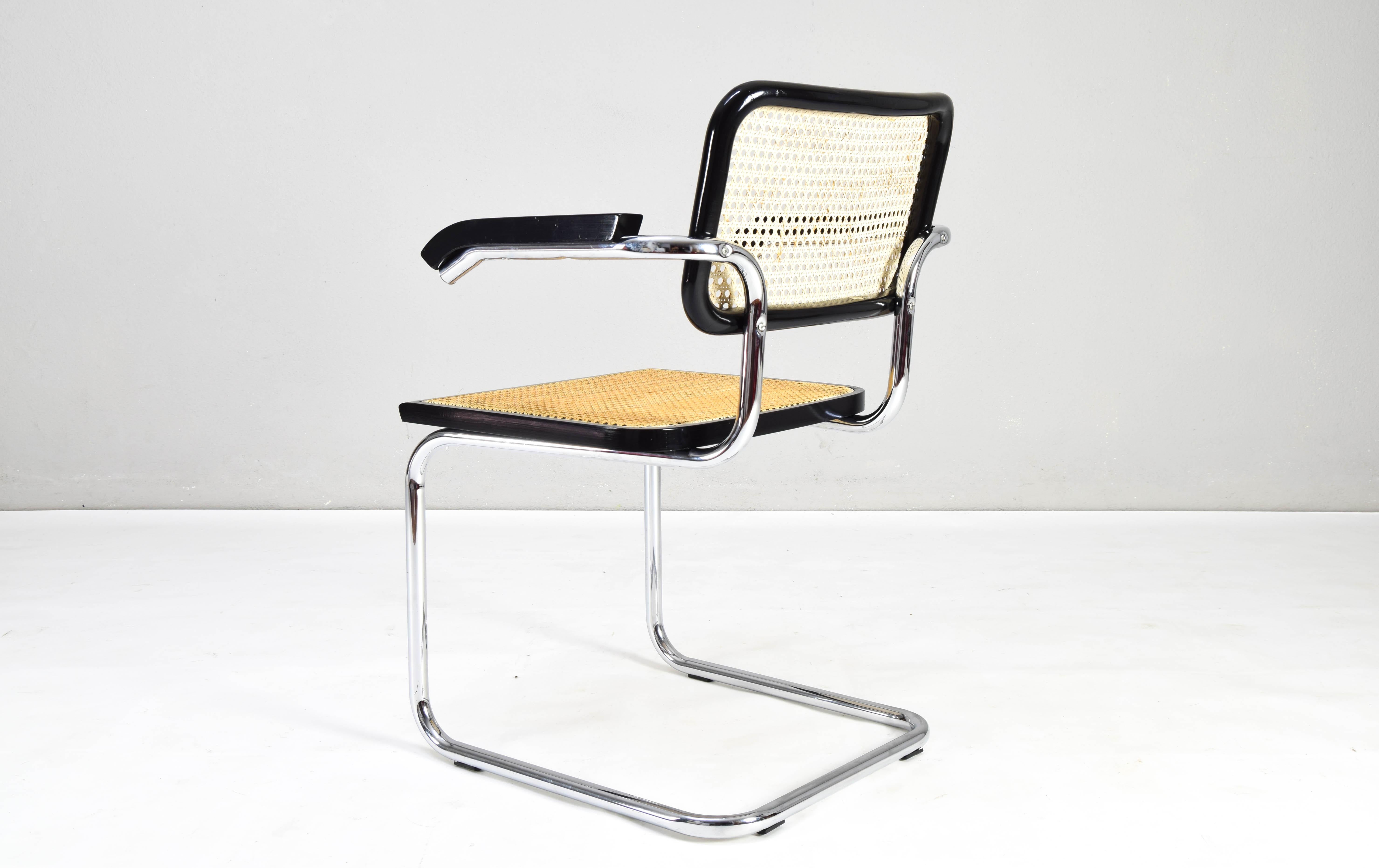 Set of Four Mid-Century Italian Modern Marcel Breuer B64 Cesca Chairs, 1970 For Sale 2