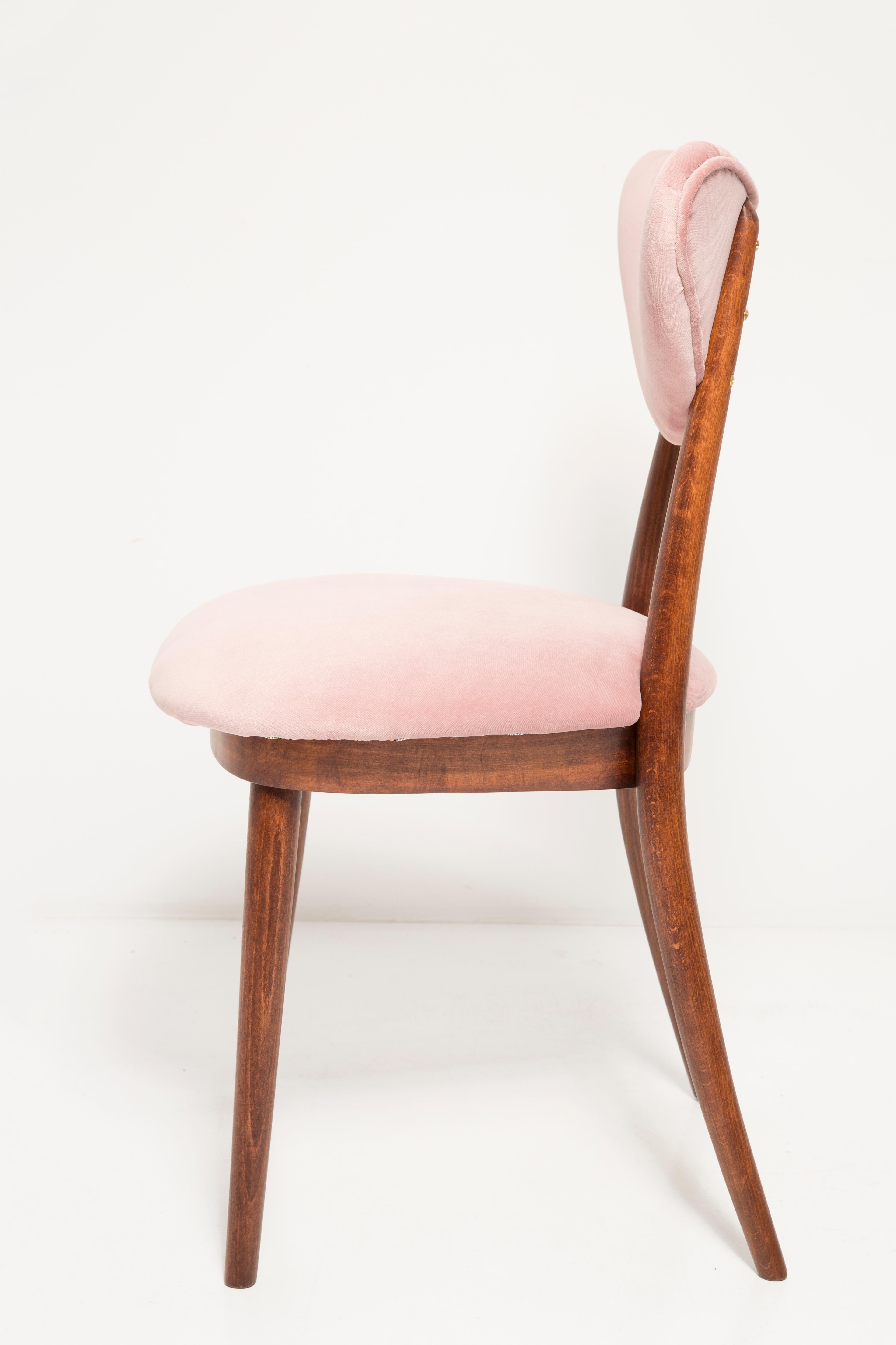 Set of Four Mid Century Light Pink Velvet Heart Chairs, Europe, 1960s In Excellent Condition In 05-080 Hornowek, PL