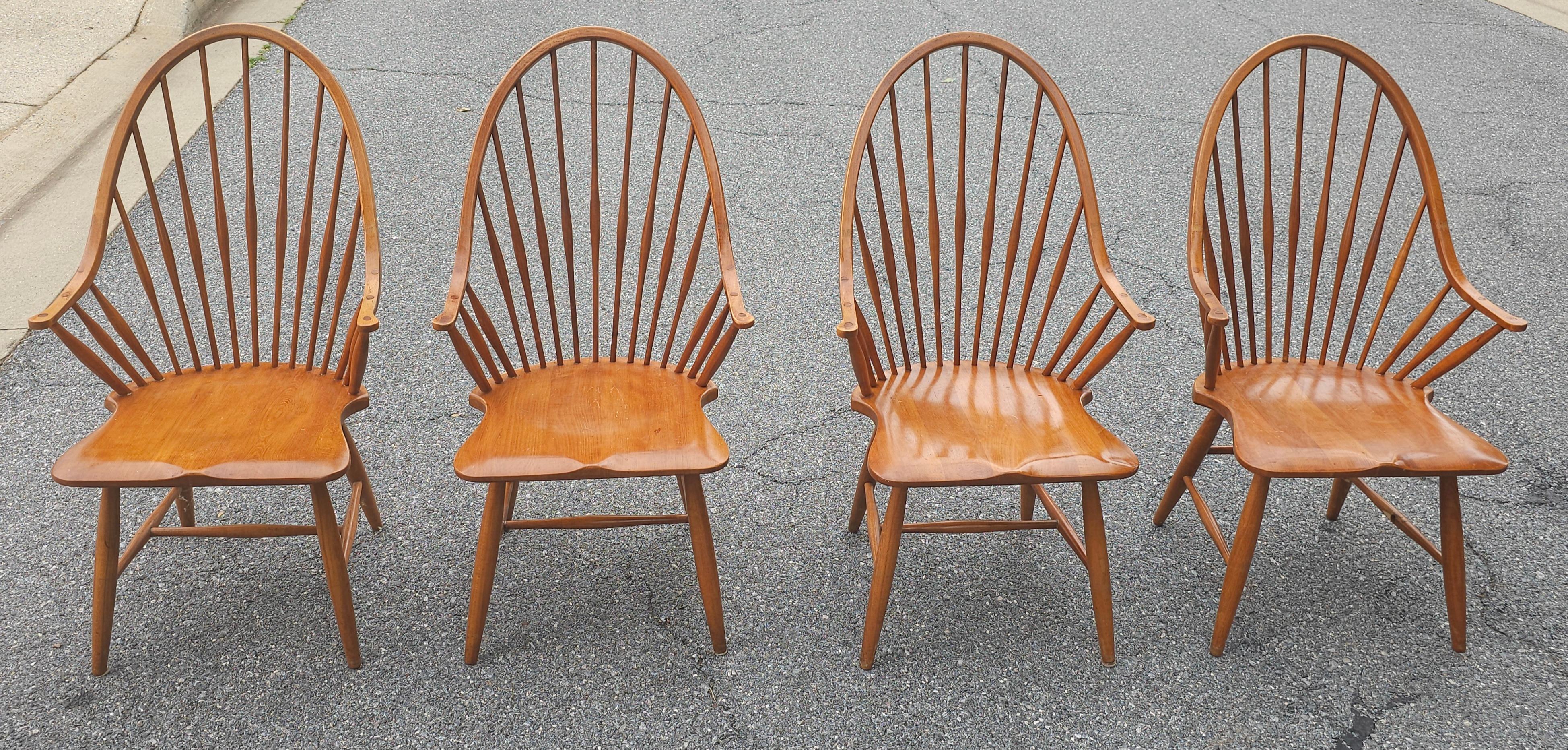 Set of Four Mid Century Maple Windsor Style Continuous Armchairs For Sale 9