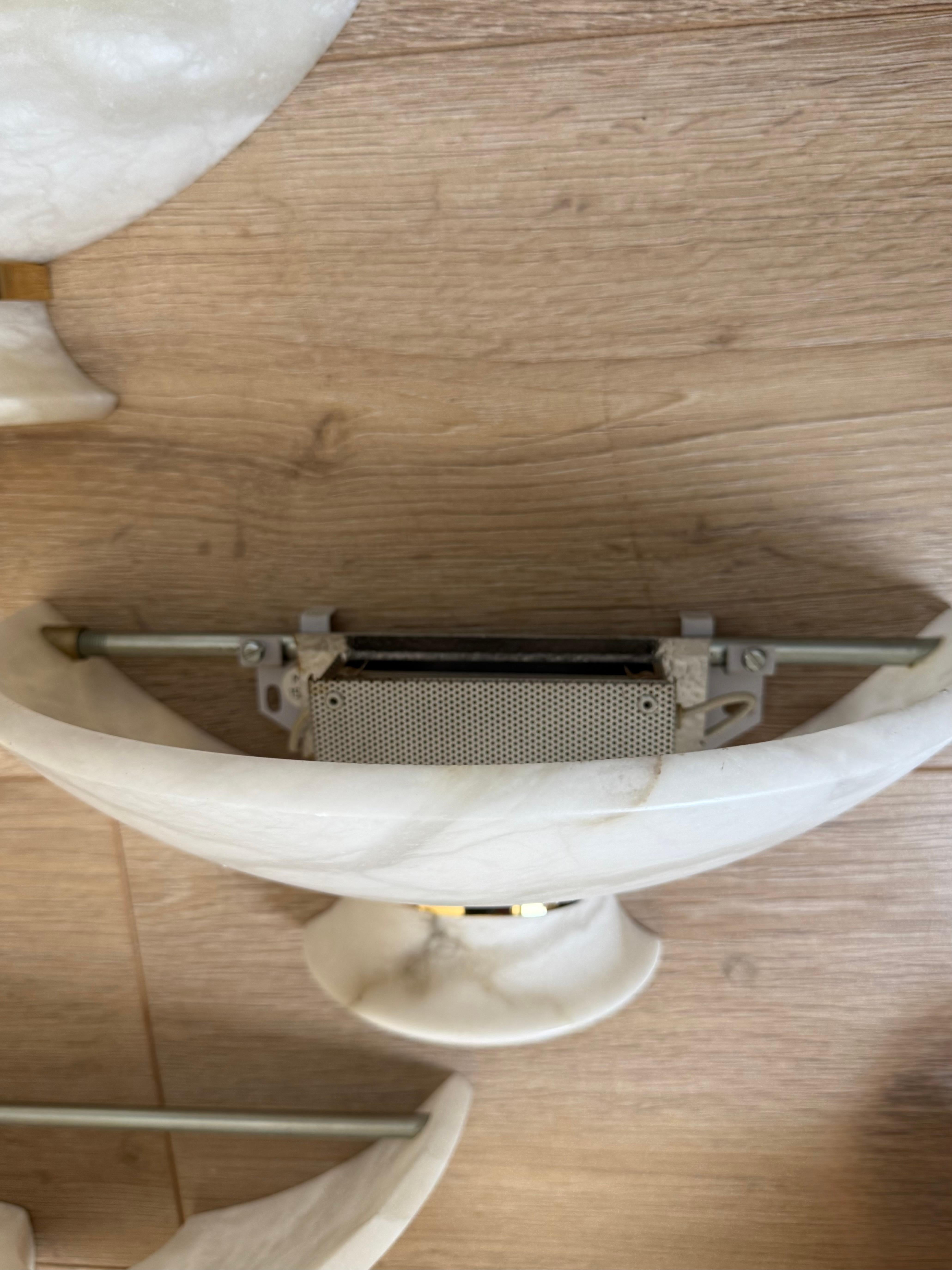 Set di quattro lampade da parete in ottone e alabastro della modernità di metà secolo, Italia, anni '70 in vendita 7