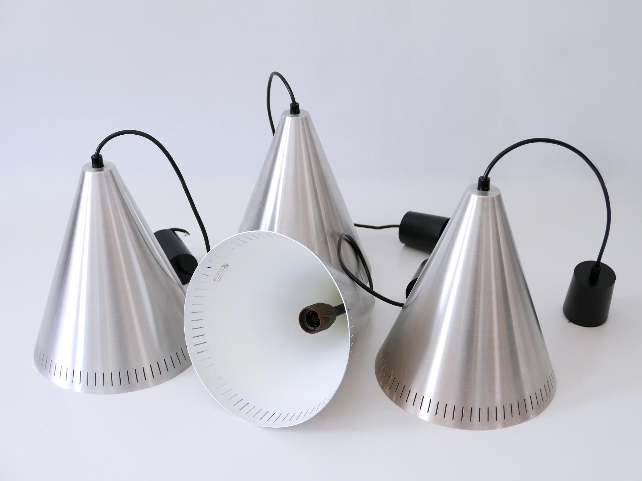Set of Four Mid Century Modern Aluminium Pendant Lamps by Goldkant 1970s Germany For Sale 13