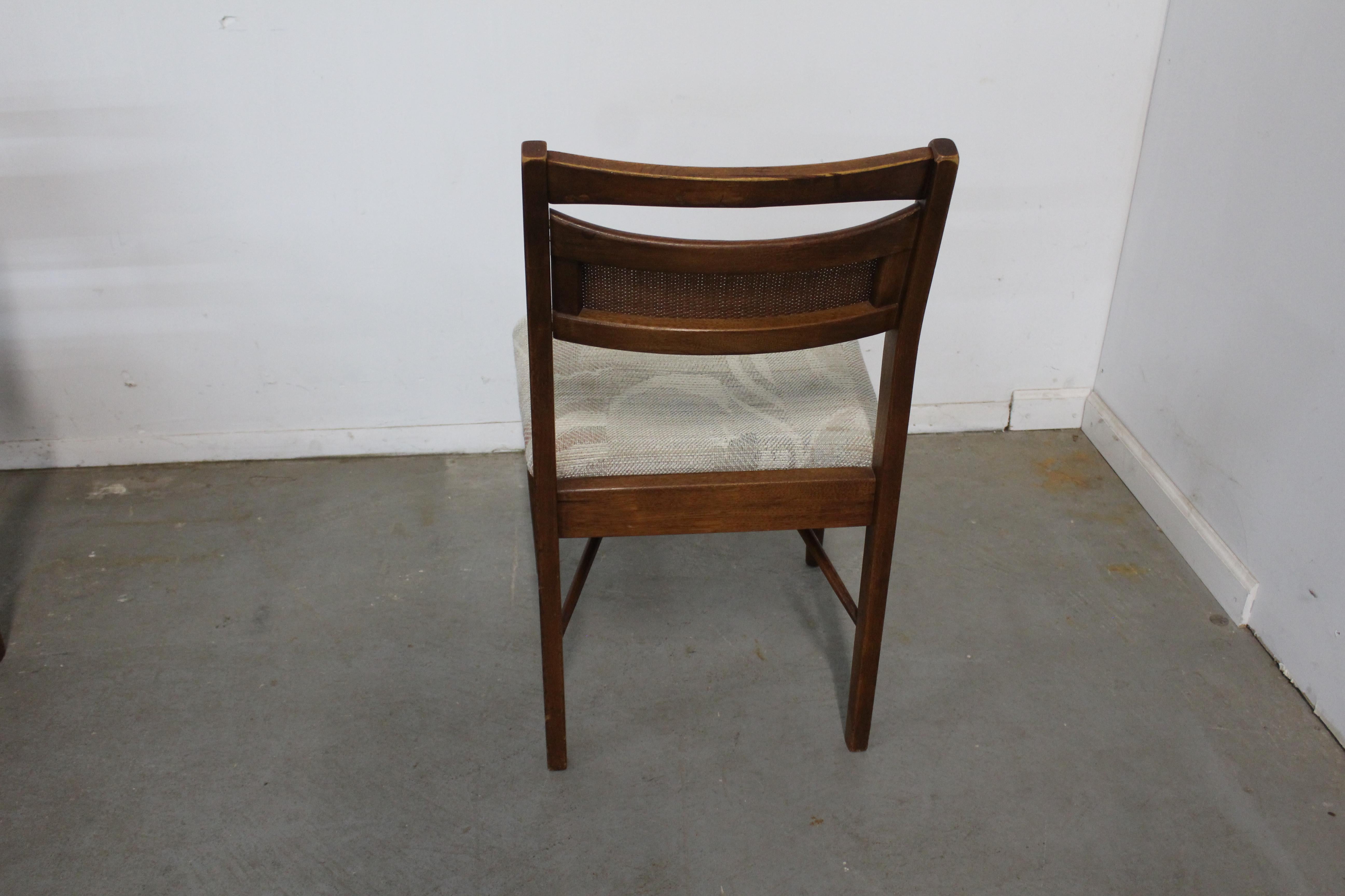 Set of Four Mid-Century Modern American of Martinsville Walnut Dining Chairs 13