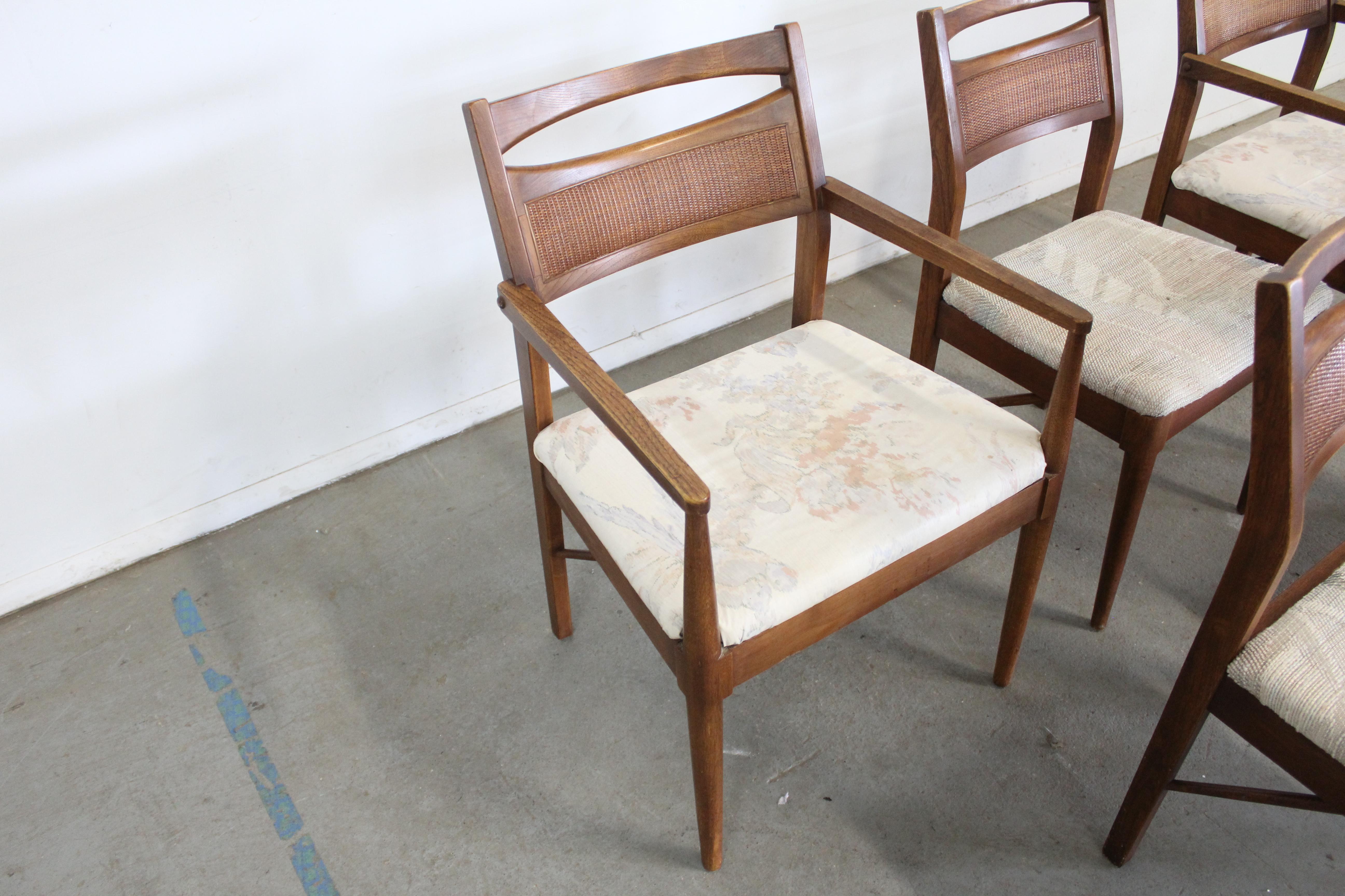 Mid-20th Century Set of Four Mid-Century Modern American of Martinsville Walnut Dining Chairs