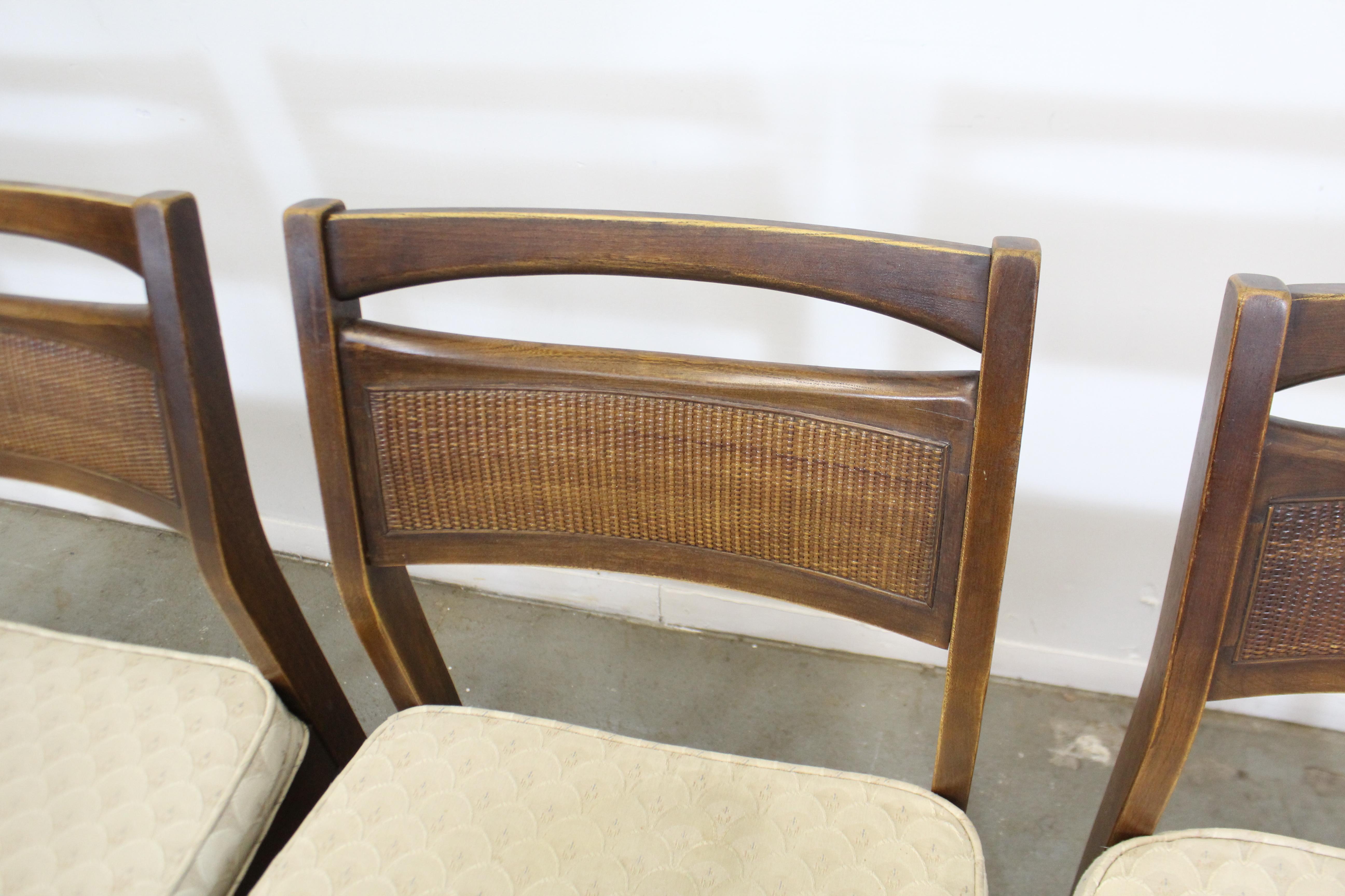 Set of Four Mid-Century Modern American of Martinsville Walnut Dining Chairs In Good Condition In Wilmington, DE