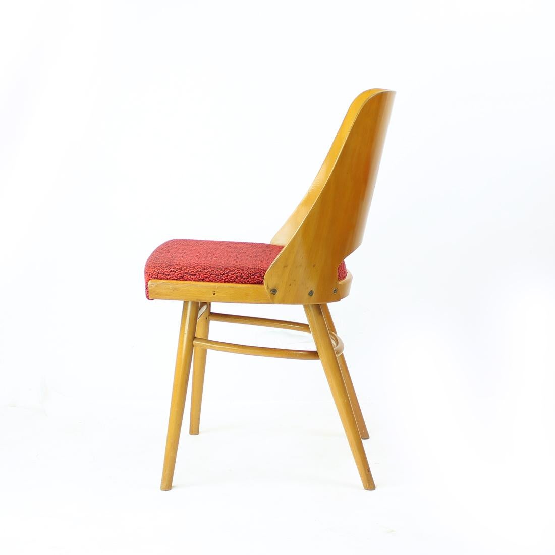 Set Of Four Mid Century Modern Beech Chairs By Oswald Haerdtl For Thonet, 1960s For Sale 1