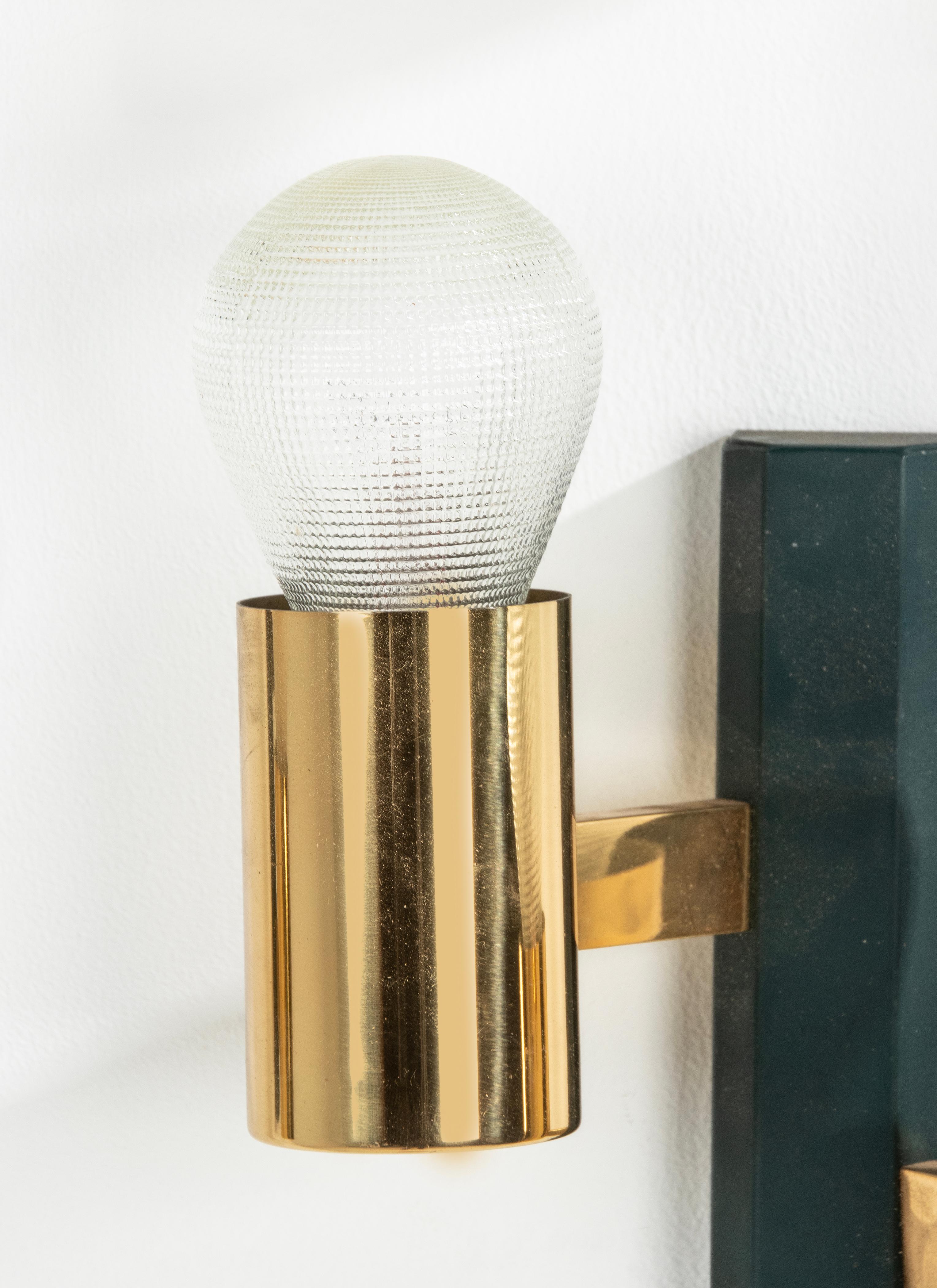 Mid-20th Century Set of four Mid-Century Modern Brass Wall Sconces For Sale