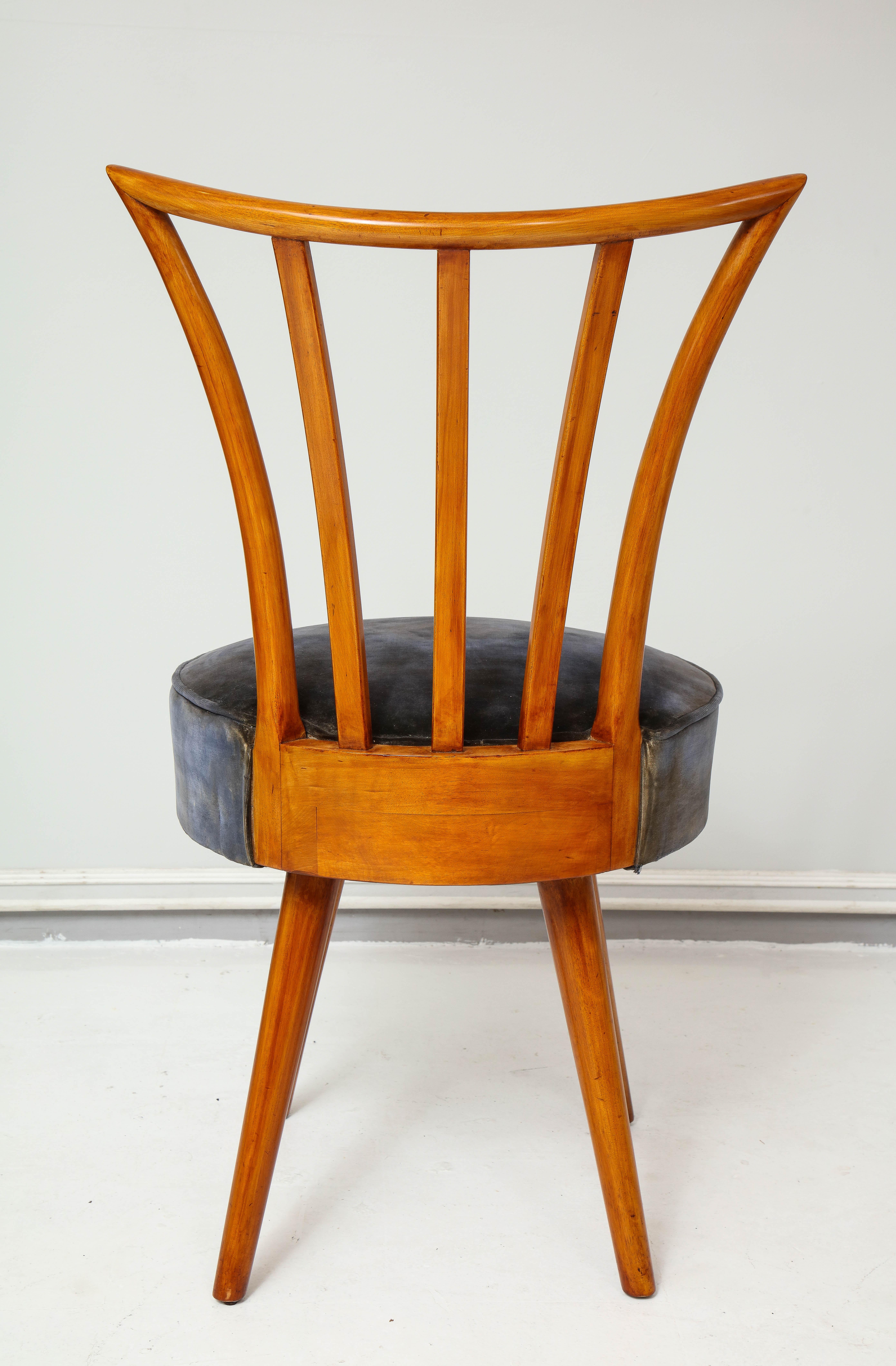 Set of Four Mid-Century Modern Chairs in the Manner of Robsjohn-Gibbings 4