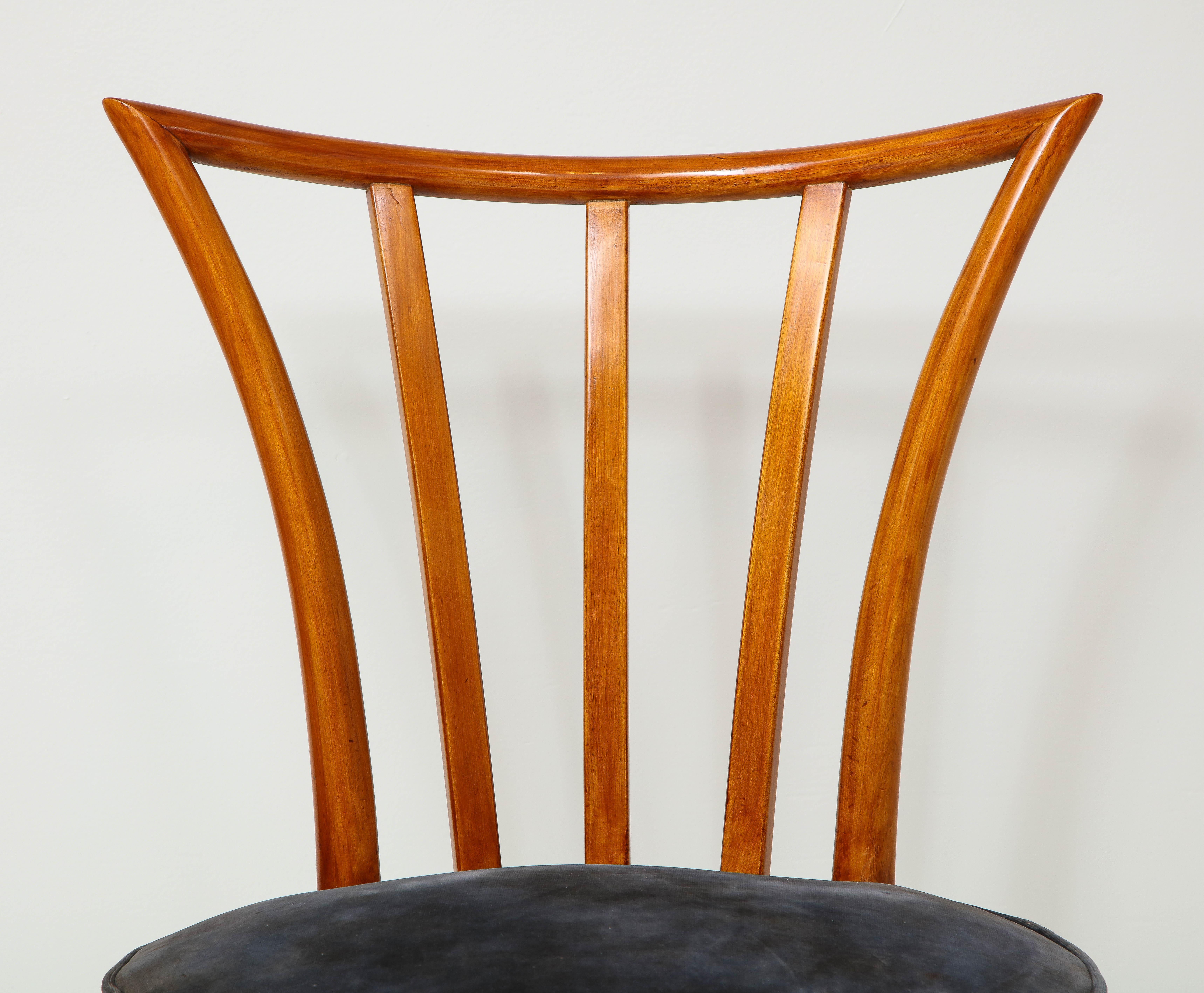American Set of Four Mid-Century Modern Chairs in the Manner of Robsjohn-Gibbings